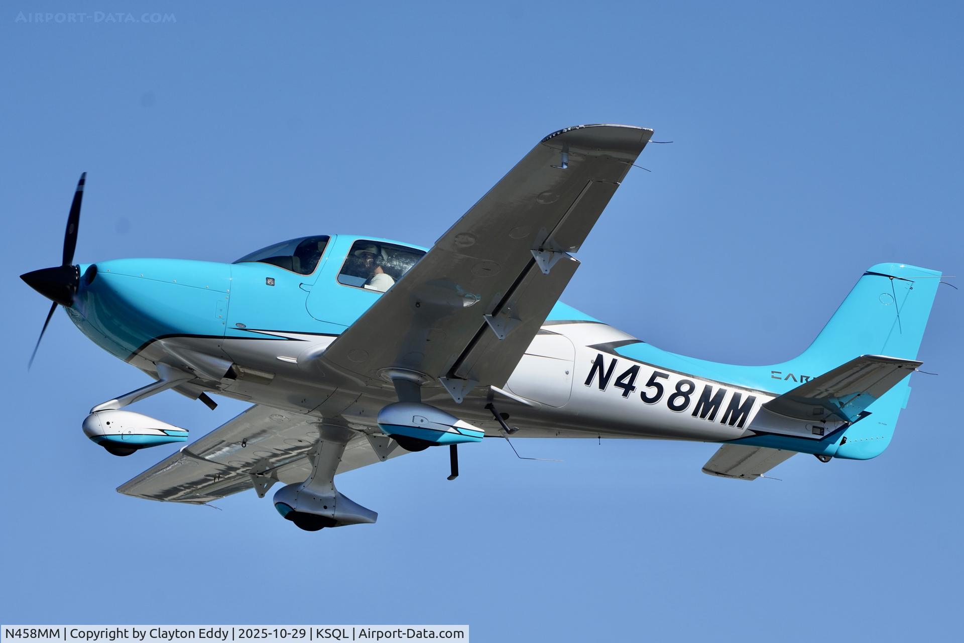 N458MM, 2020 Cirrus SR20 C/N 2560, San Carlos airport in California 2025