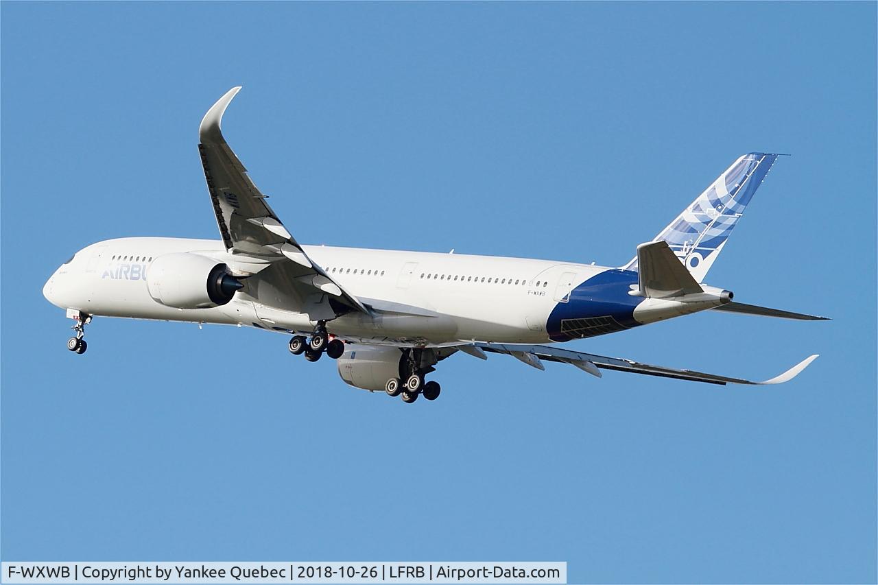 F-WXWB, 2013 Airbus A350-941 C/N 001, Take off rwy 25L, Brest-Bretagne airport (LFRB-BES)