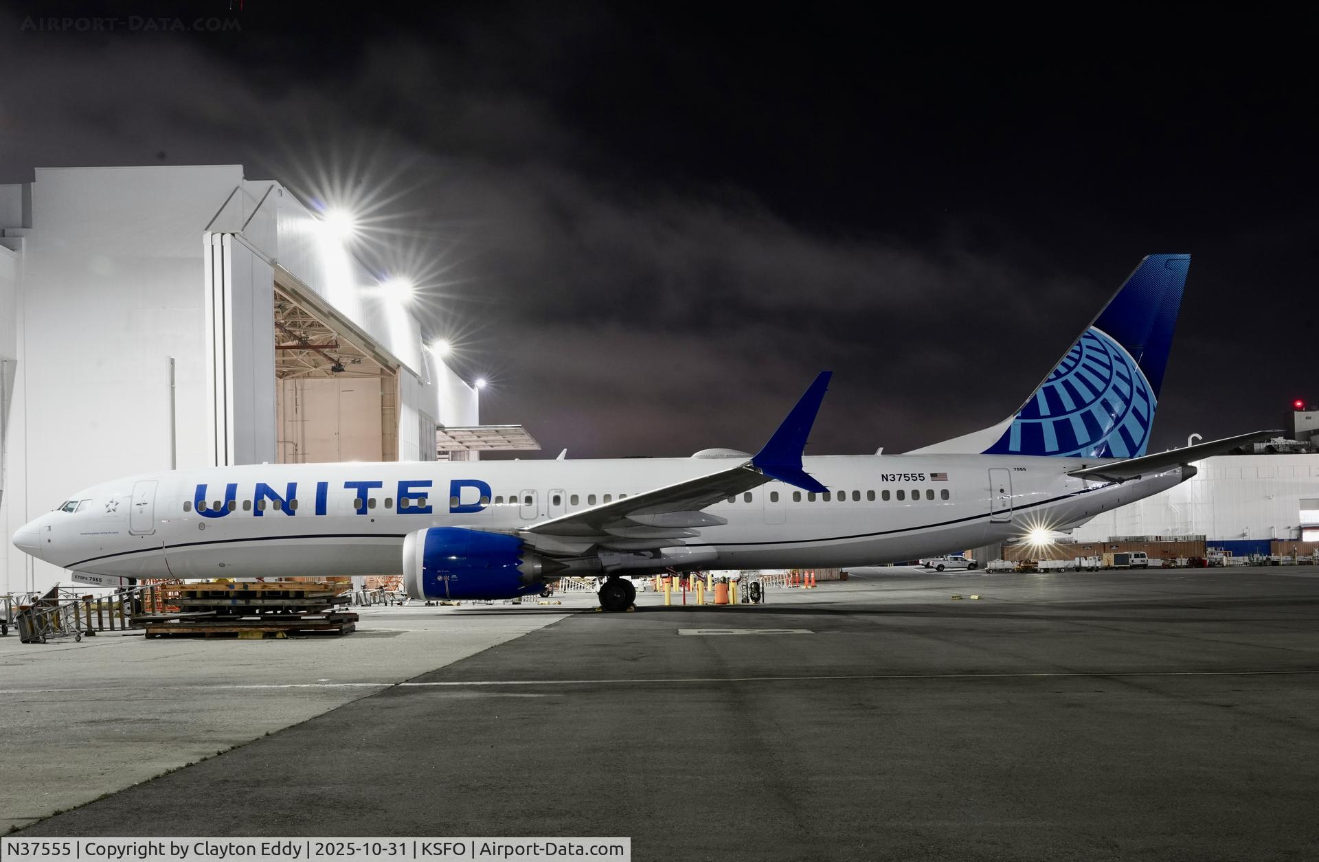 N37555, 2023 Boeing 737-9 MAX C/N 67182, SFO 2025