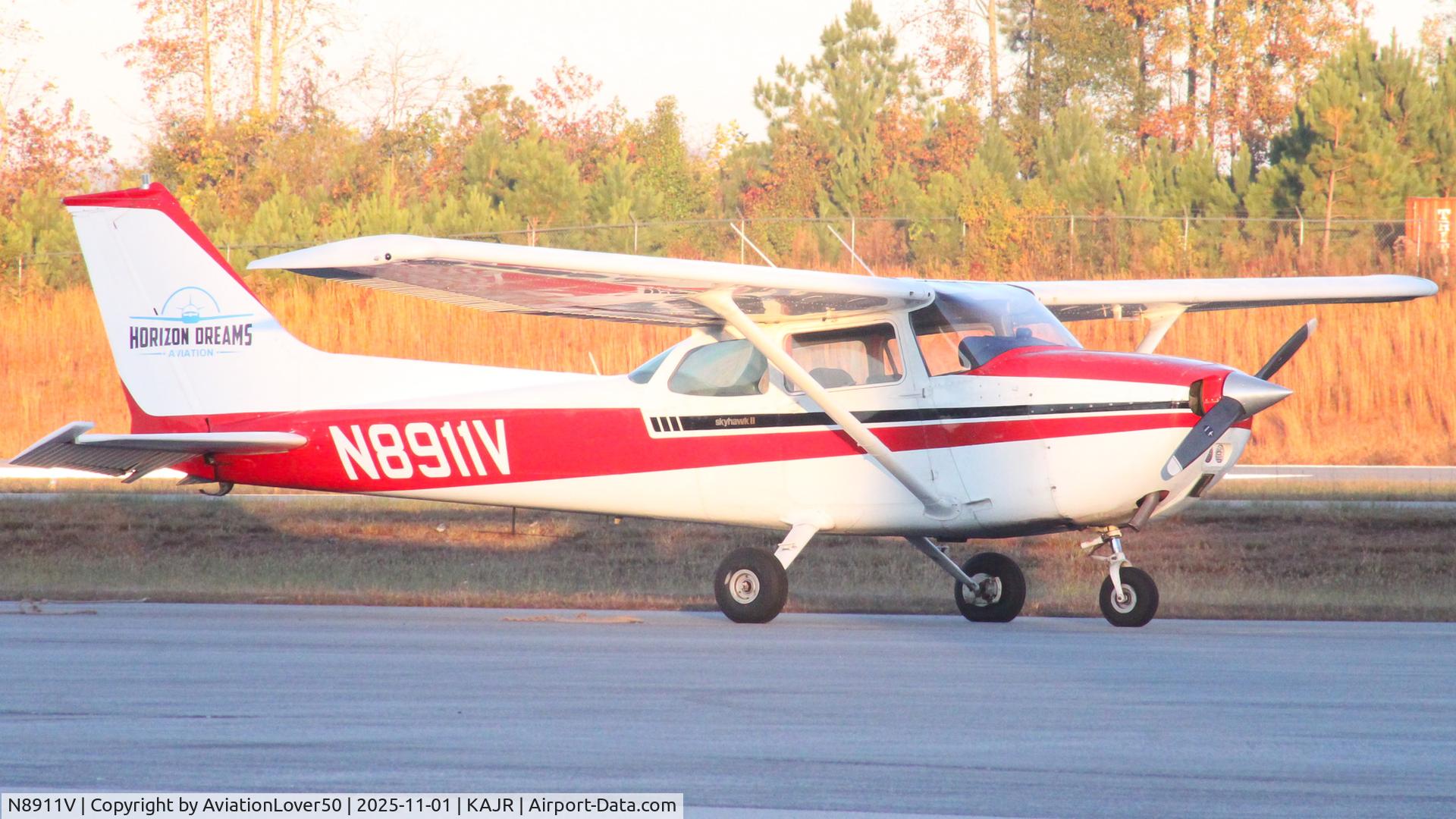 N8911V, 1974 Cessna 172M C/N 17264268, Horizon Dreams 172M