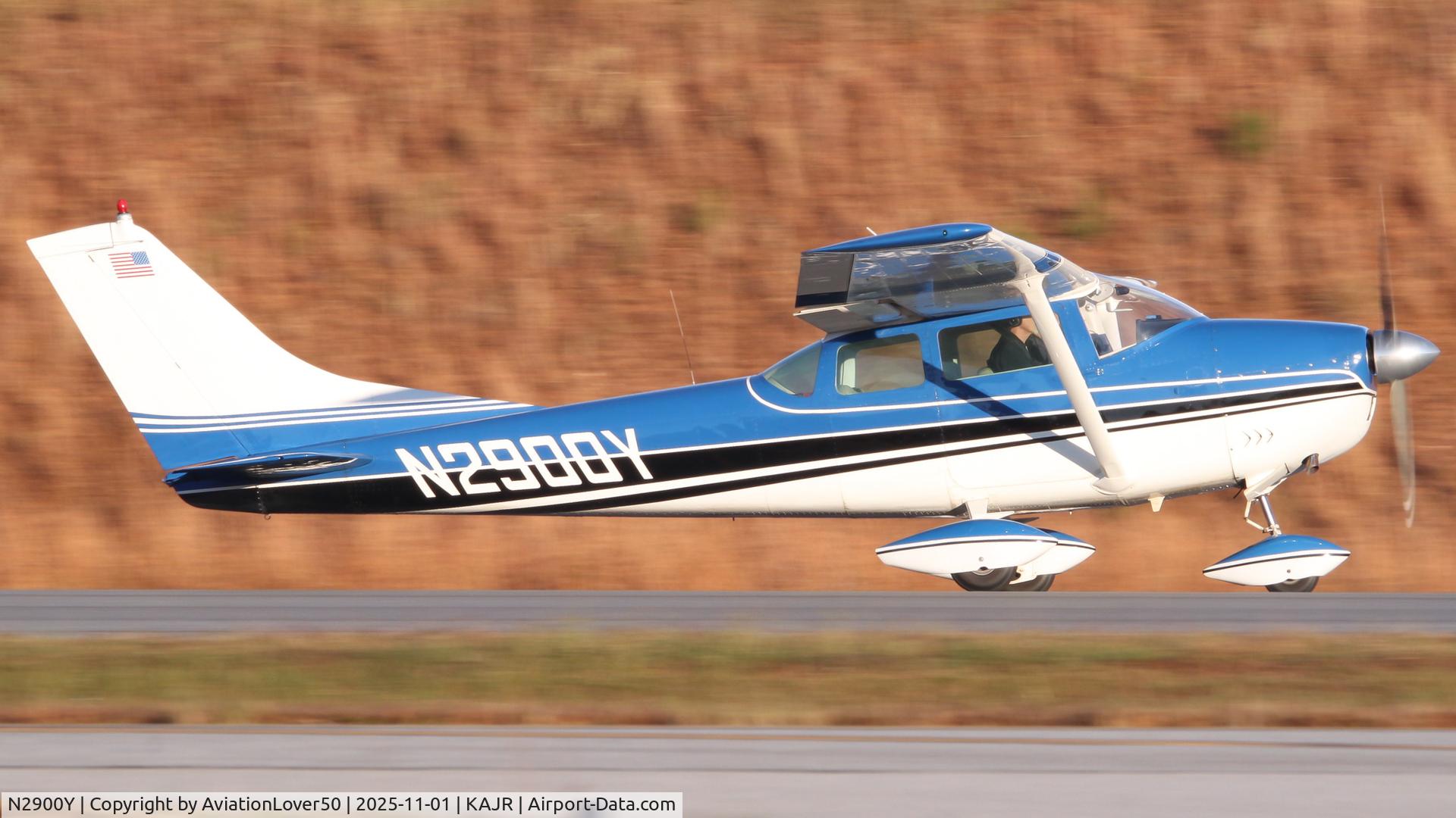 N2900Y, 1962 Cessna 182E Skylane C/N 18253900, 182E