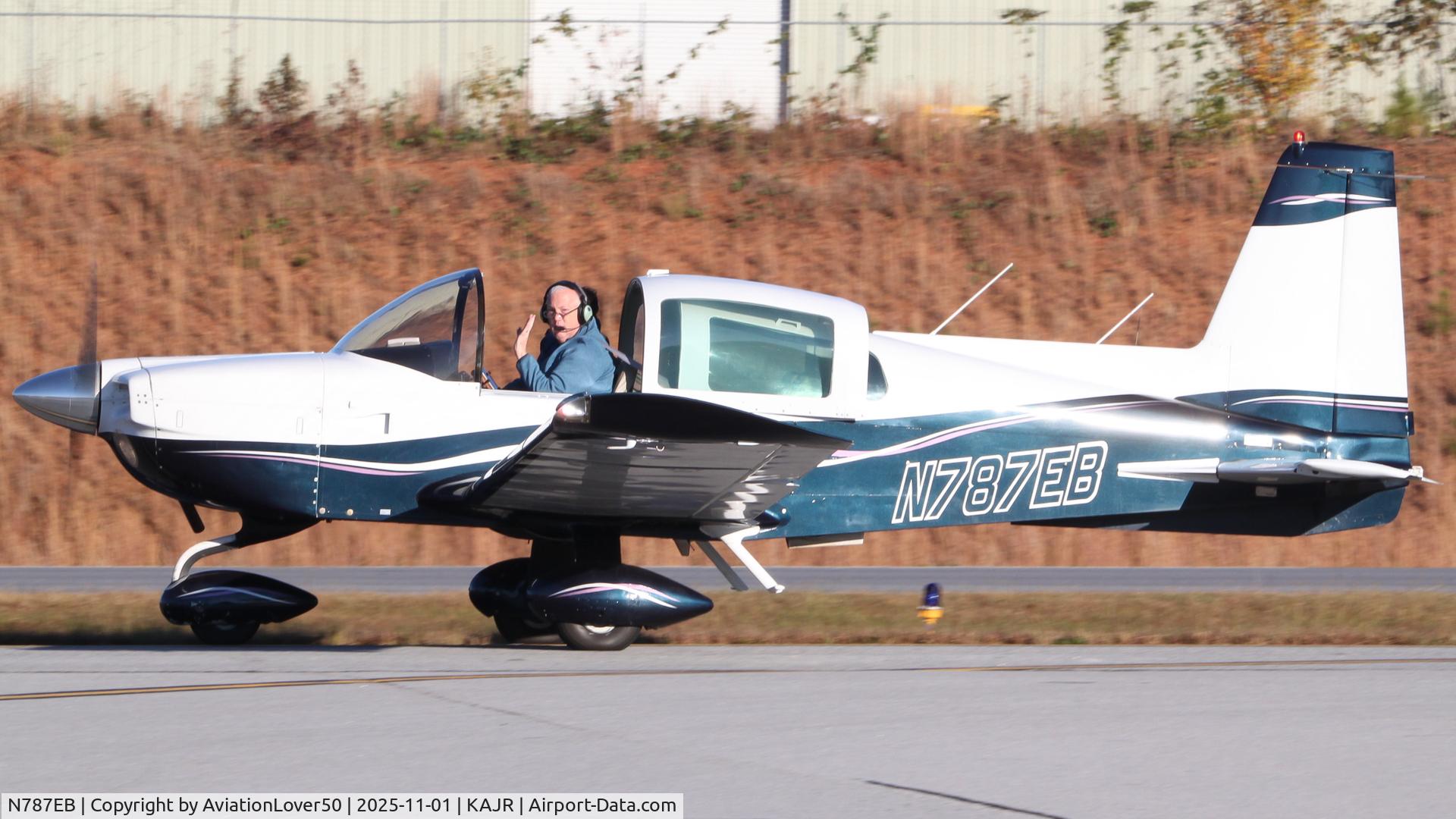 N787EB, 1975 Grumman American AA-5 Traveler C/N AA5-0819, AA-5