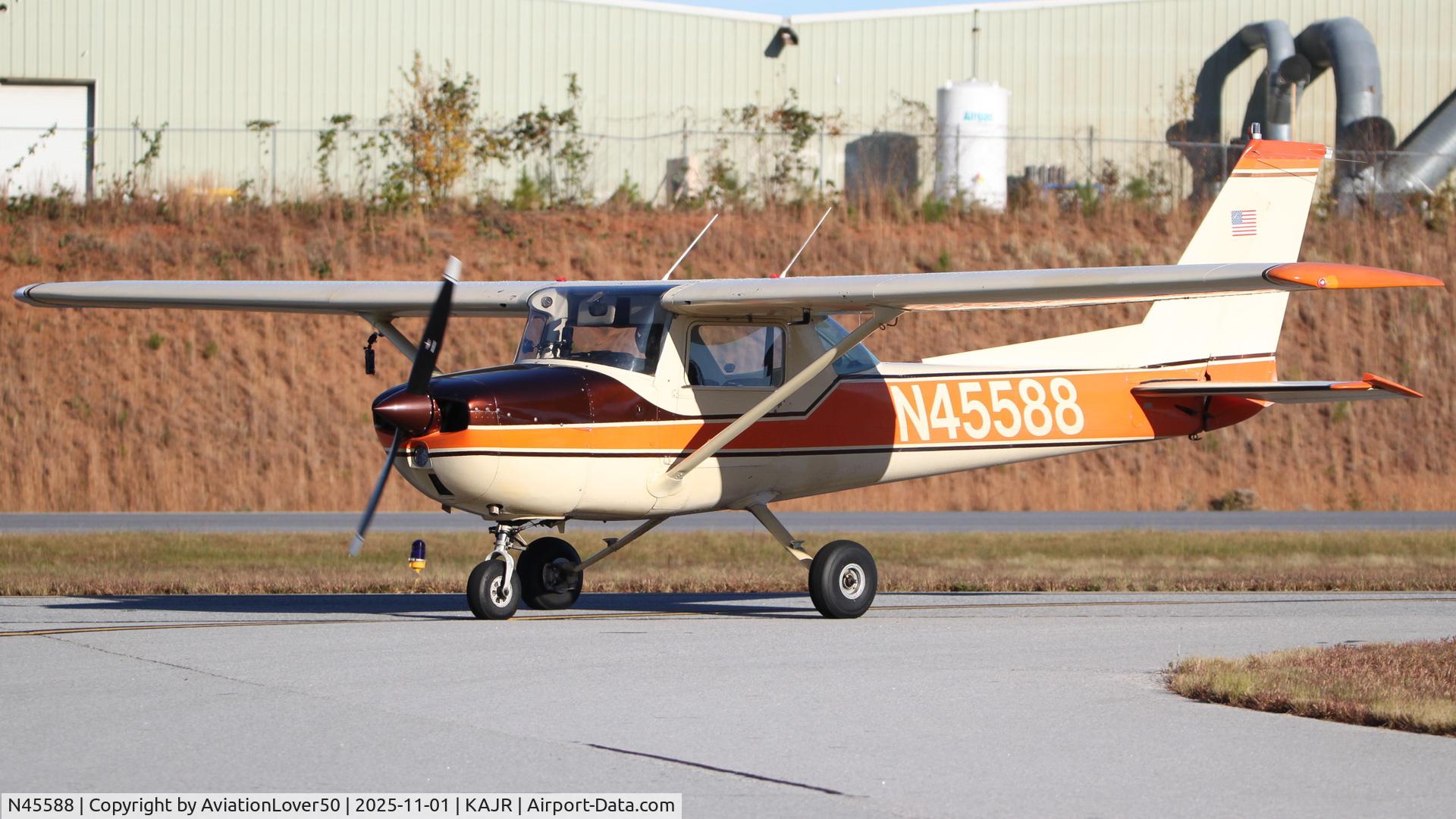 N45588, 1975 Cessna 150M C/N 15076983, 150M