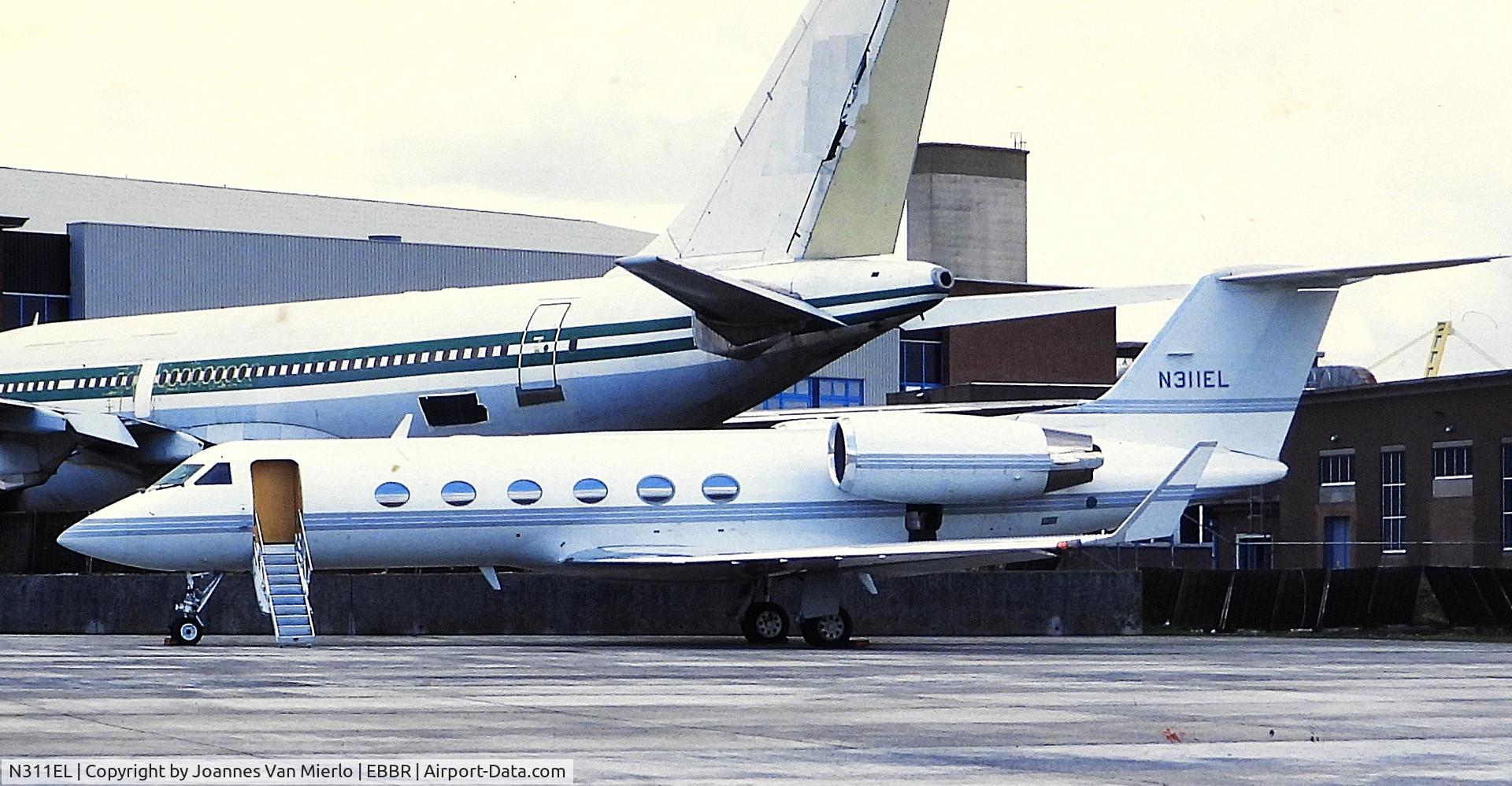 N311EL, 1989 Gulfstream Aerospace G-IV C/N 1095, ex-slide