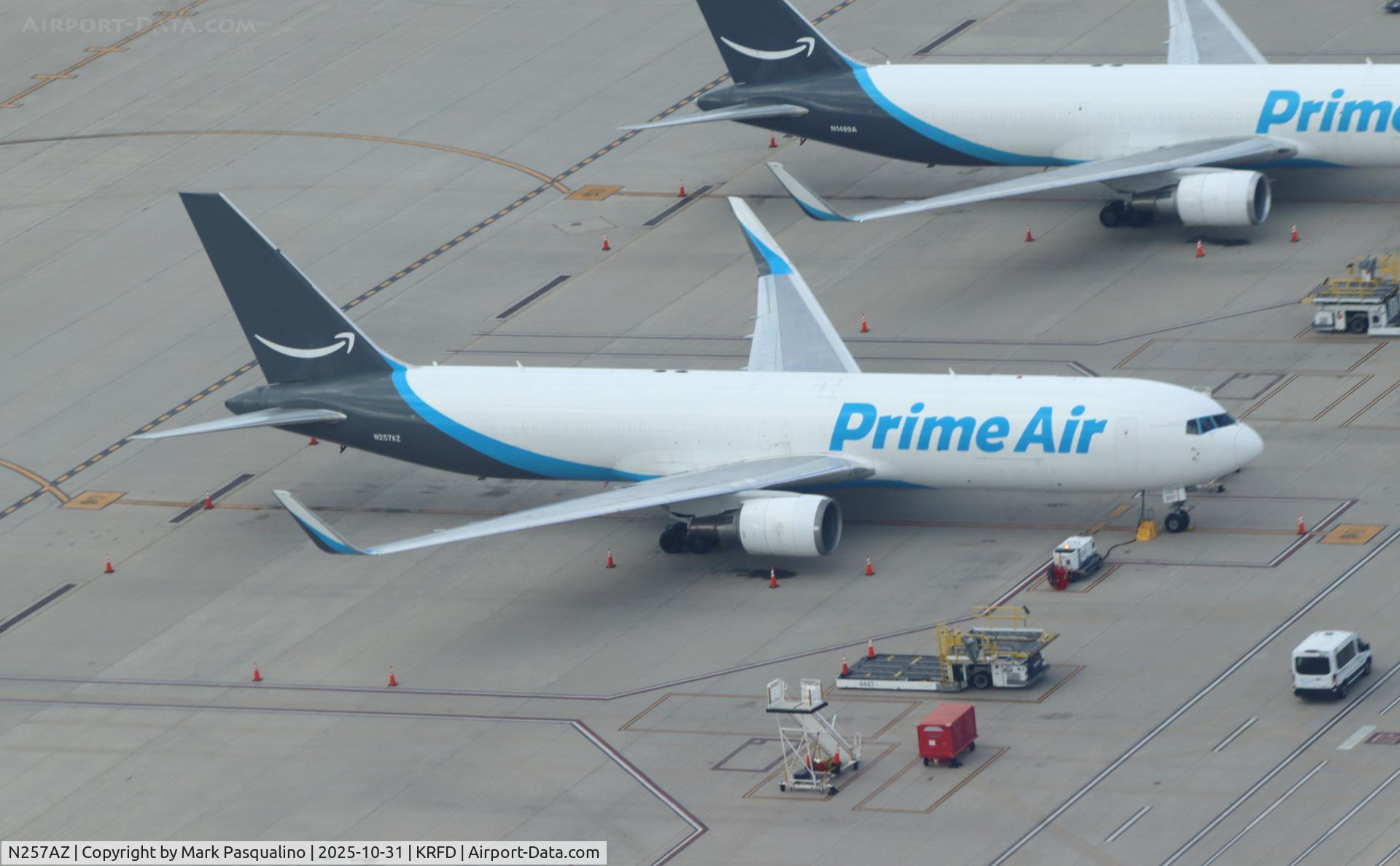 N257AZ, 1999 Boeing 767-323/ER(BDSF) C/N 29605, Boeing 767-323/ER(BDSF)