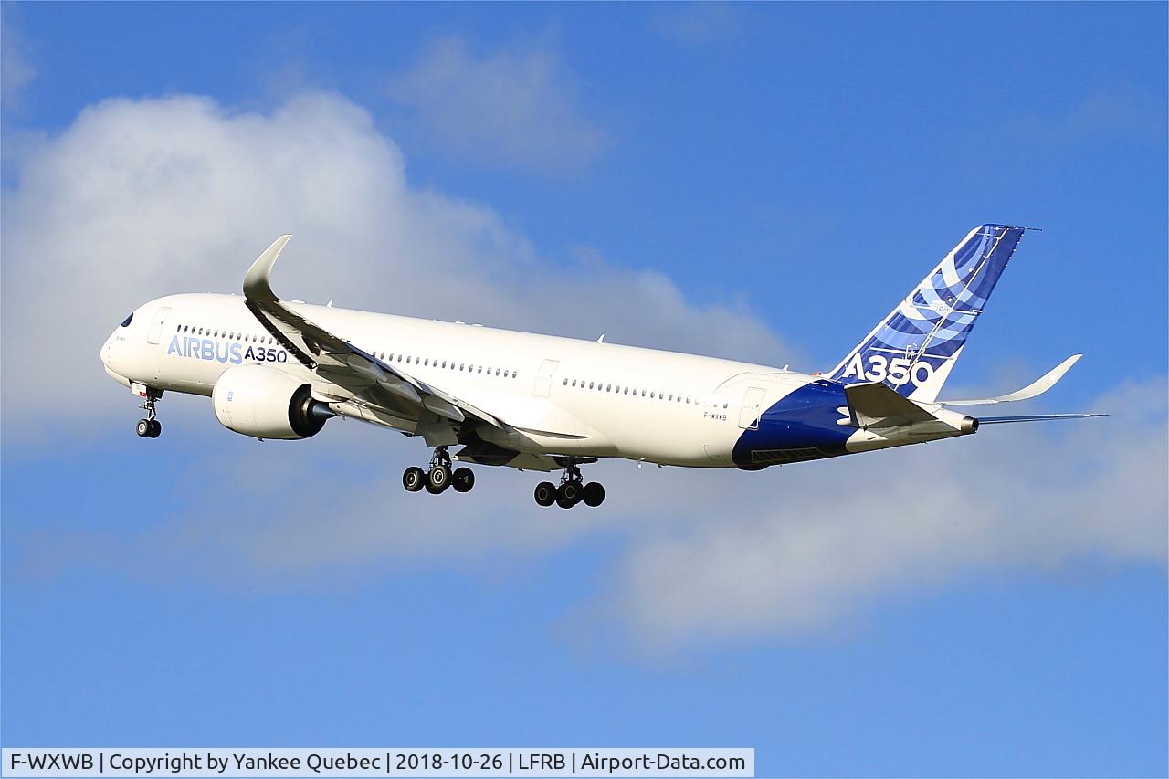 F-WXWB, 2013 Airbus A350-941 C/N 001, Take off rwy 25L, Brest-Bretagne airport (LFRB-BES)
