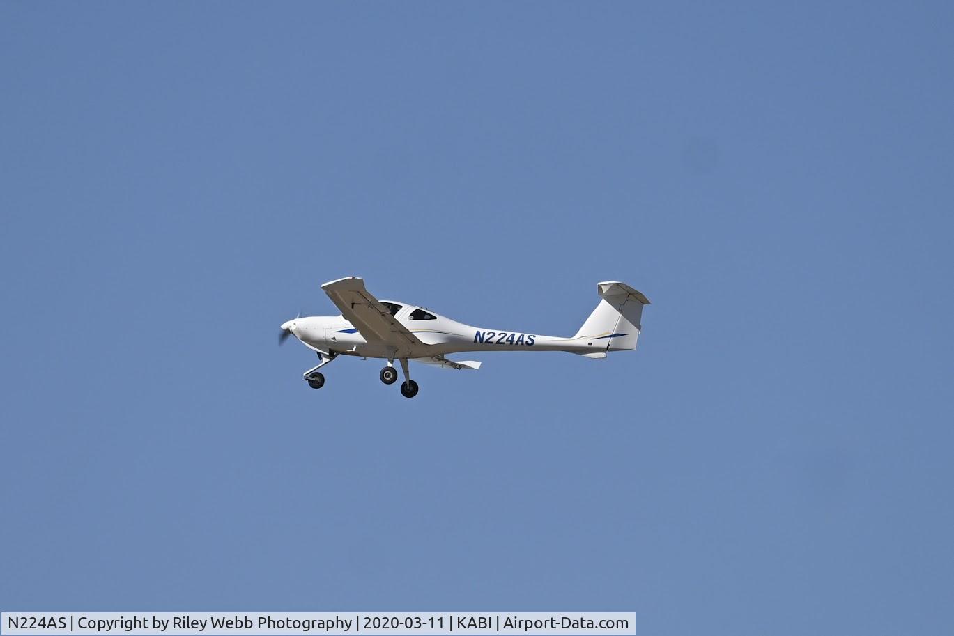 N224AS, 1977 Piper PA-34-200T C/N 34-7770240, Separture from KABI