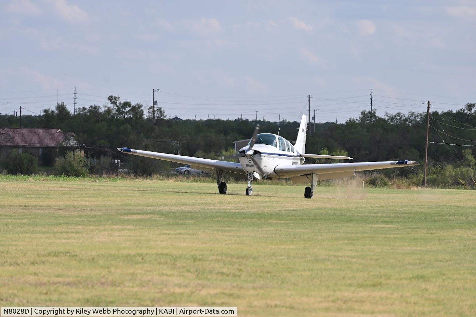 N8028D, 1991 Beech F33A Bonanza C/N CE-1550, Crispy Landing