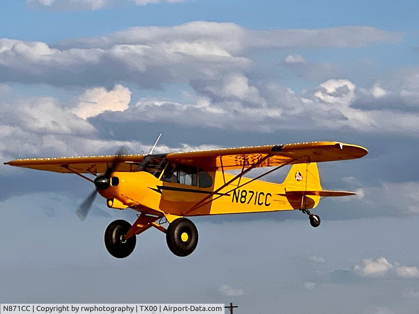 N871CC, 2001 Piper/cub Crafters PA-18-150 C/N 9933CC, Flying