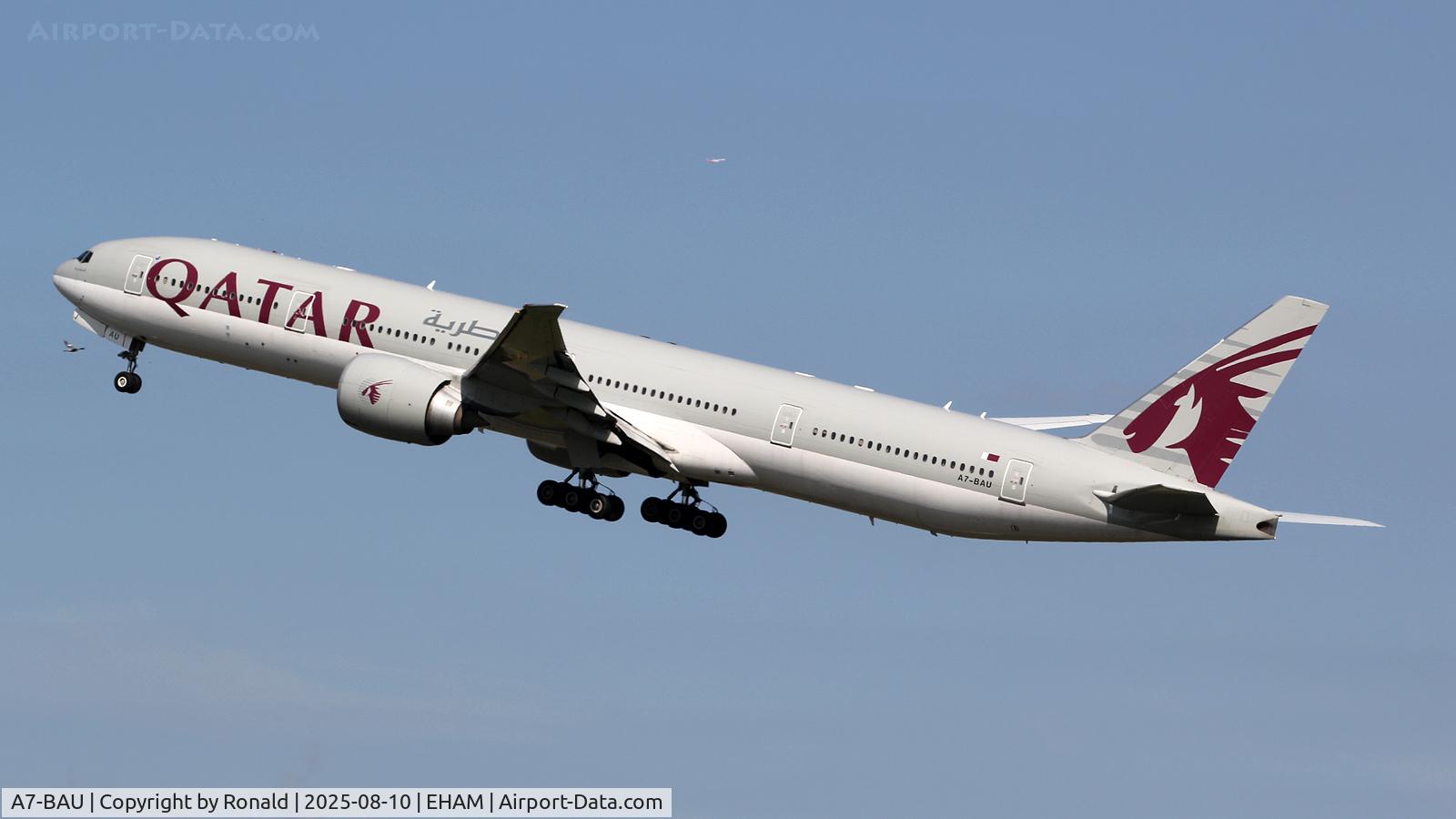 A7-BAU, 2013 Boeing 777-3DZ/ER C/N 41739, at spl