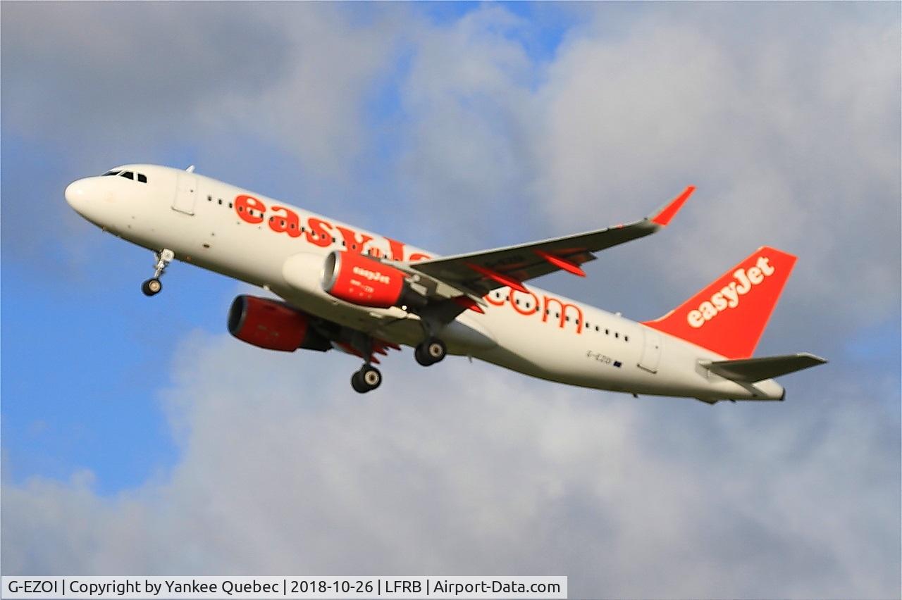 G-EZOI, 2015 Airbus A320-214 C/N 6562, Take off rwy 25L, Brest-Bretagne airport (LFRB-BES)