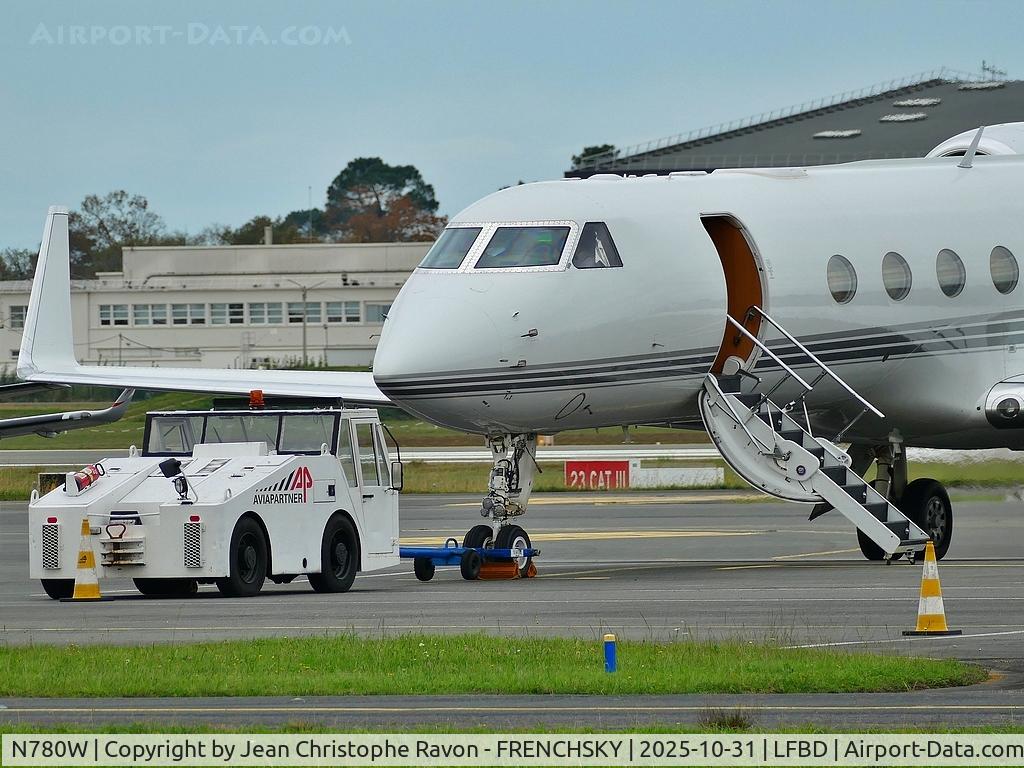 N780W, 1997 Gulfstream Aerospace G-V C/N 530, private