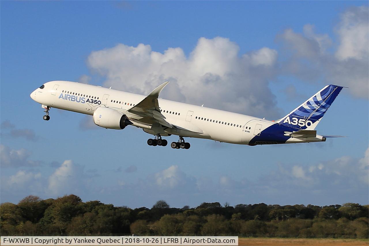 F-WXWB, 2013 Airbus A350-941 C/N 001, Take off rwy 25L, Brest-Bretagne airport (LFRB-BES)