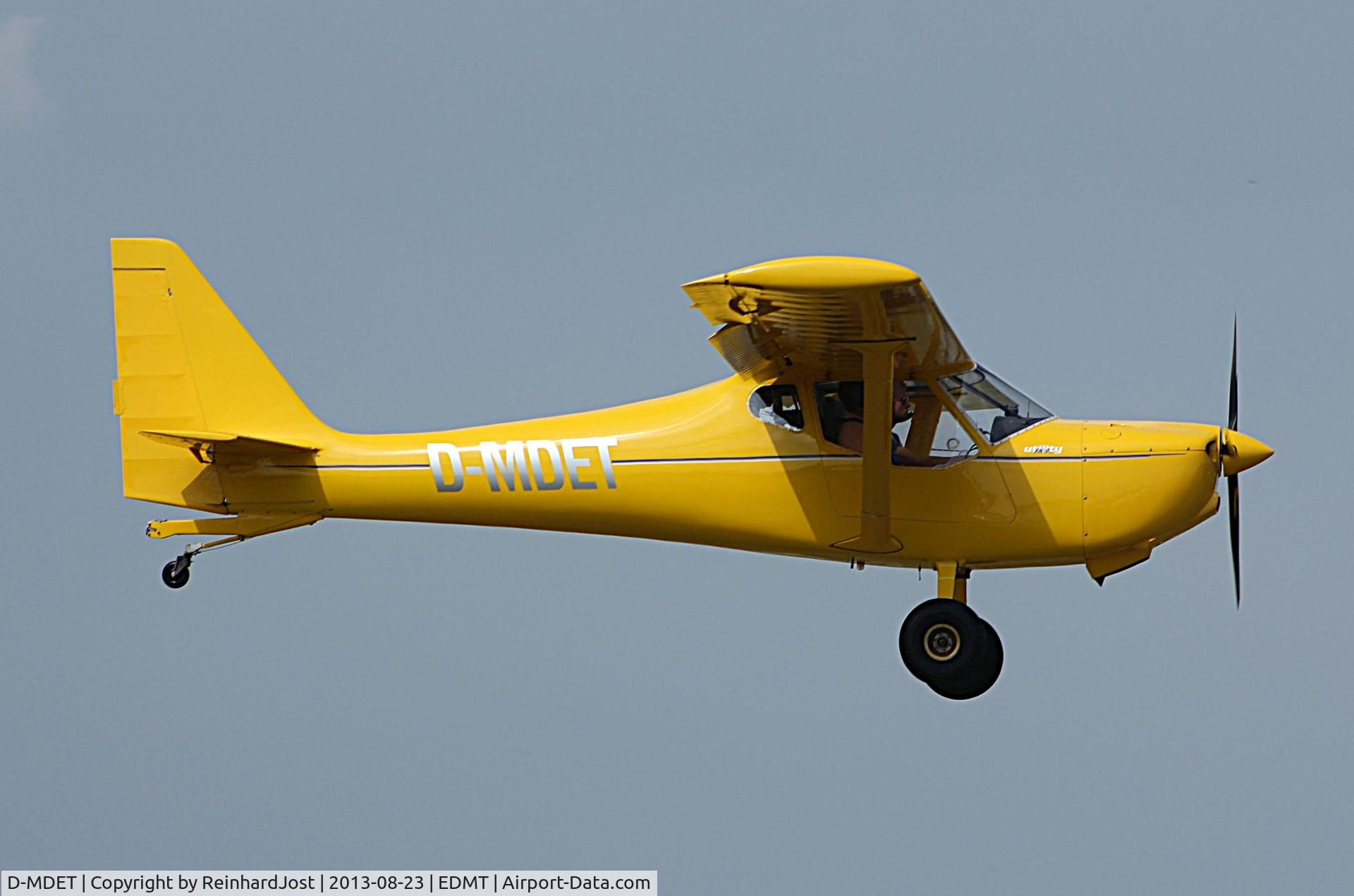D-MDET, B&F Funk FK9 Mark IV Utility C/N 09-04U-268, D-MDET at Tannkosh 2013