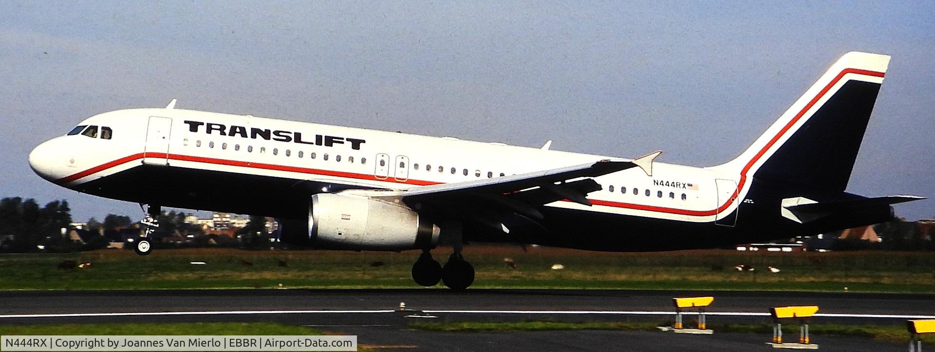 N444RX, 1993 Airbus A320-231 C/N 444, ex-slide