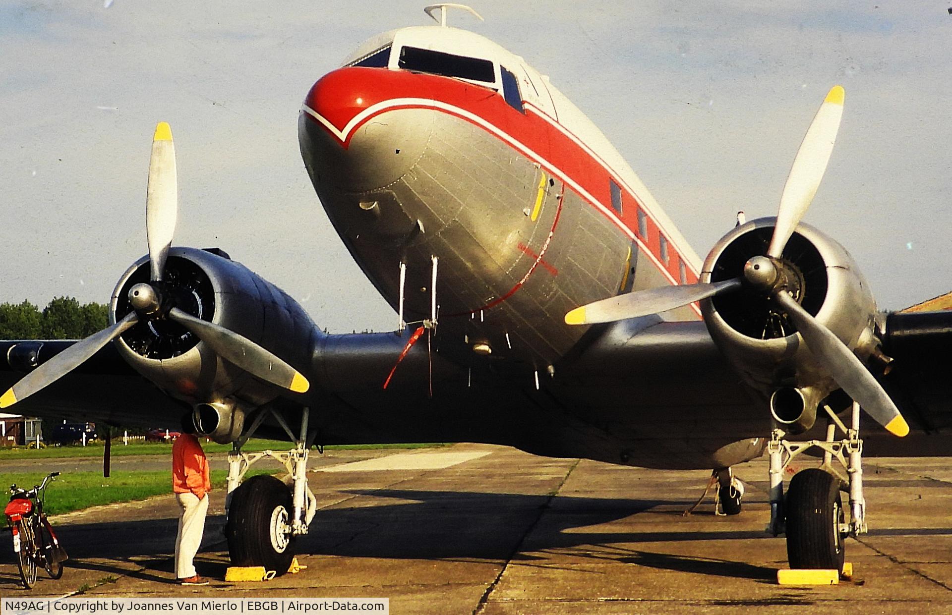 N49AG, 1943 Douglas DC-3A C/N 11737, ex-slide