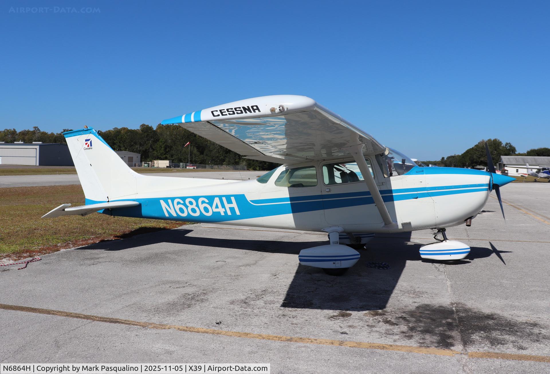 N6864H, 1975 Cessna 172M C/N 17265618, Cessna 172M