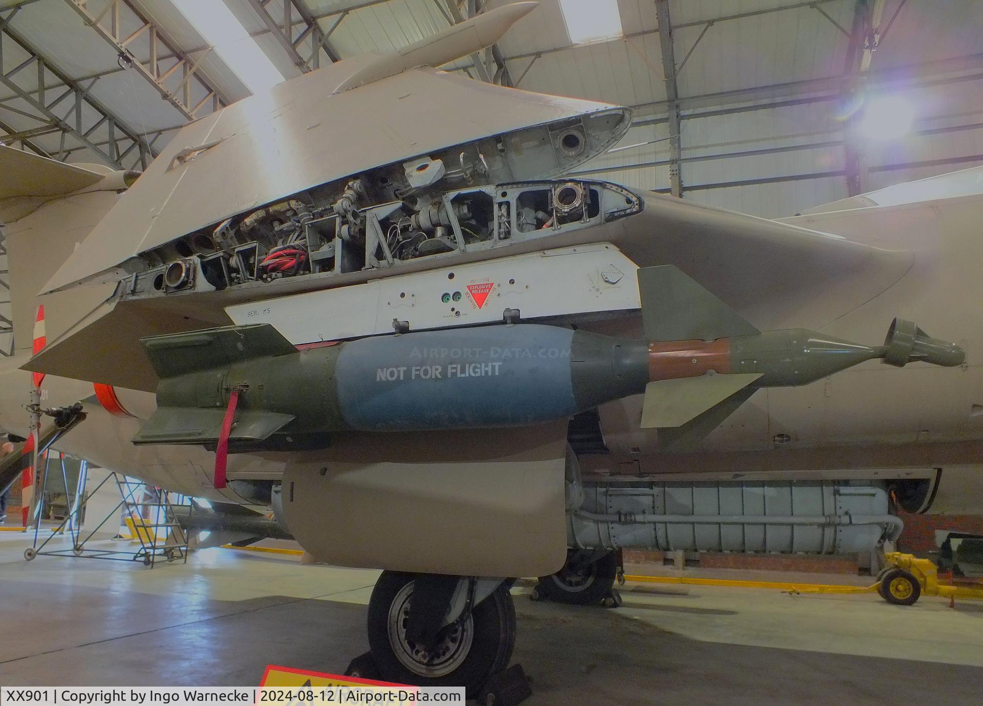 XX901, 1977 Hawker Siddeley Buccaneer S.2B C/N B3-06-75, Blackburn (Hawker Siddeley) Buccaneer S2B at the Yorkshire Air Museum, Elvington