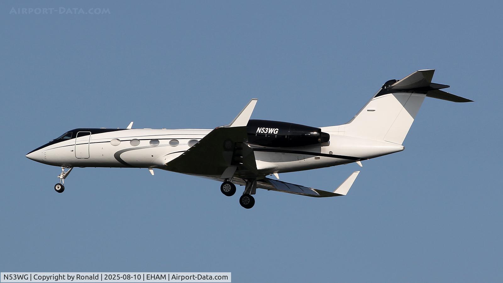 N53WG, 2023 Gulfstream G300 (G-IV) C/N 1505, at spl