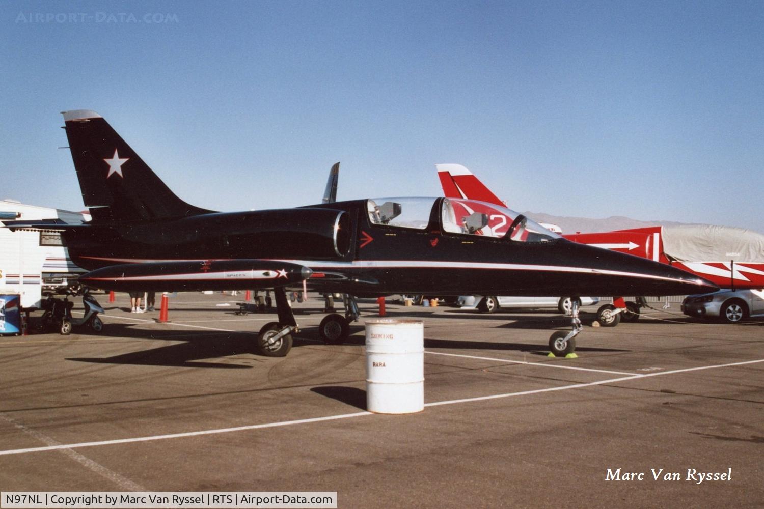 N97NL, 1980 Aero L-39 Albatros C/N 031629, N97NL at Reno Air Races in 2006. Became N39EX in 2007.