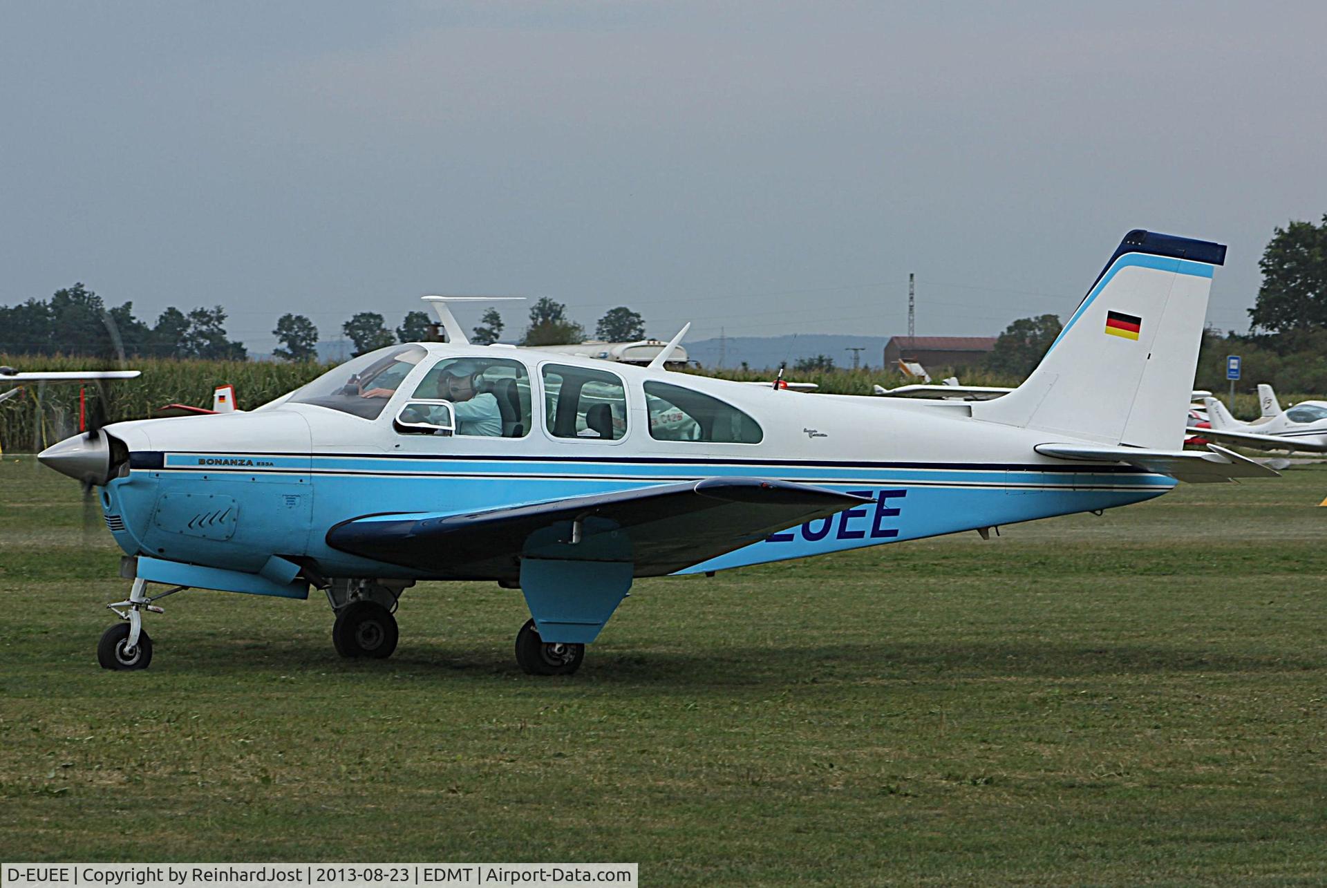 D-EUEE, 1968 Beech E33A Bonanza Bonanza C/N CE-235, Arriving at Tannkosh 2013