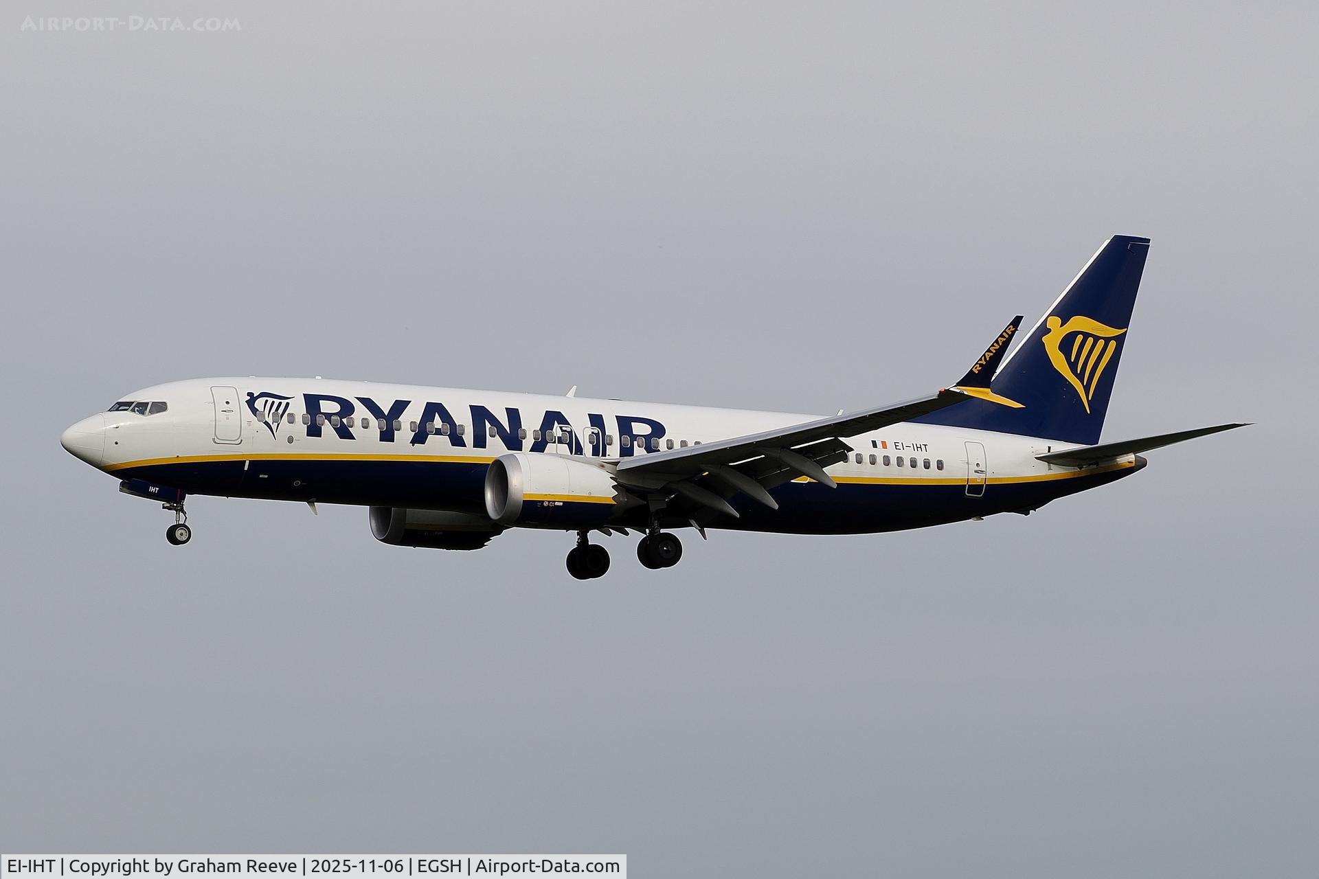 EI-IHT, 2023 Boeing 737-8 MAX C/N 62365, Landing at Norwich.