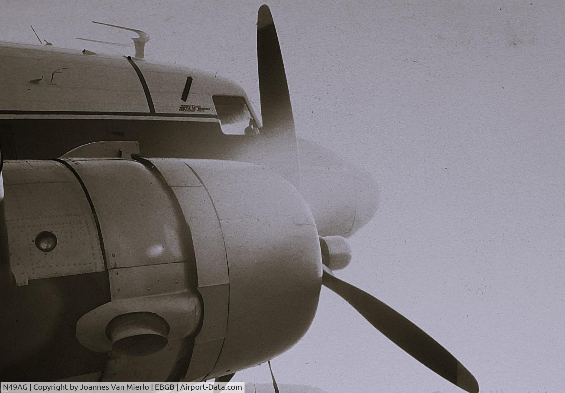 N49AG, 1943 Douglas DC-3A C/N 11737, ex-slide