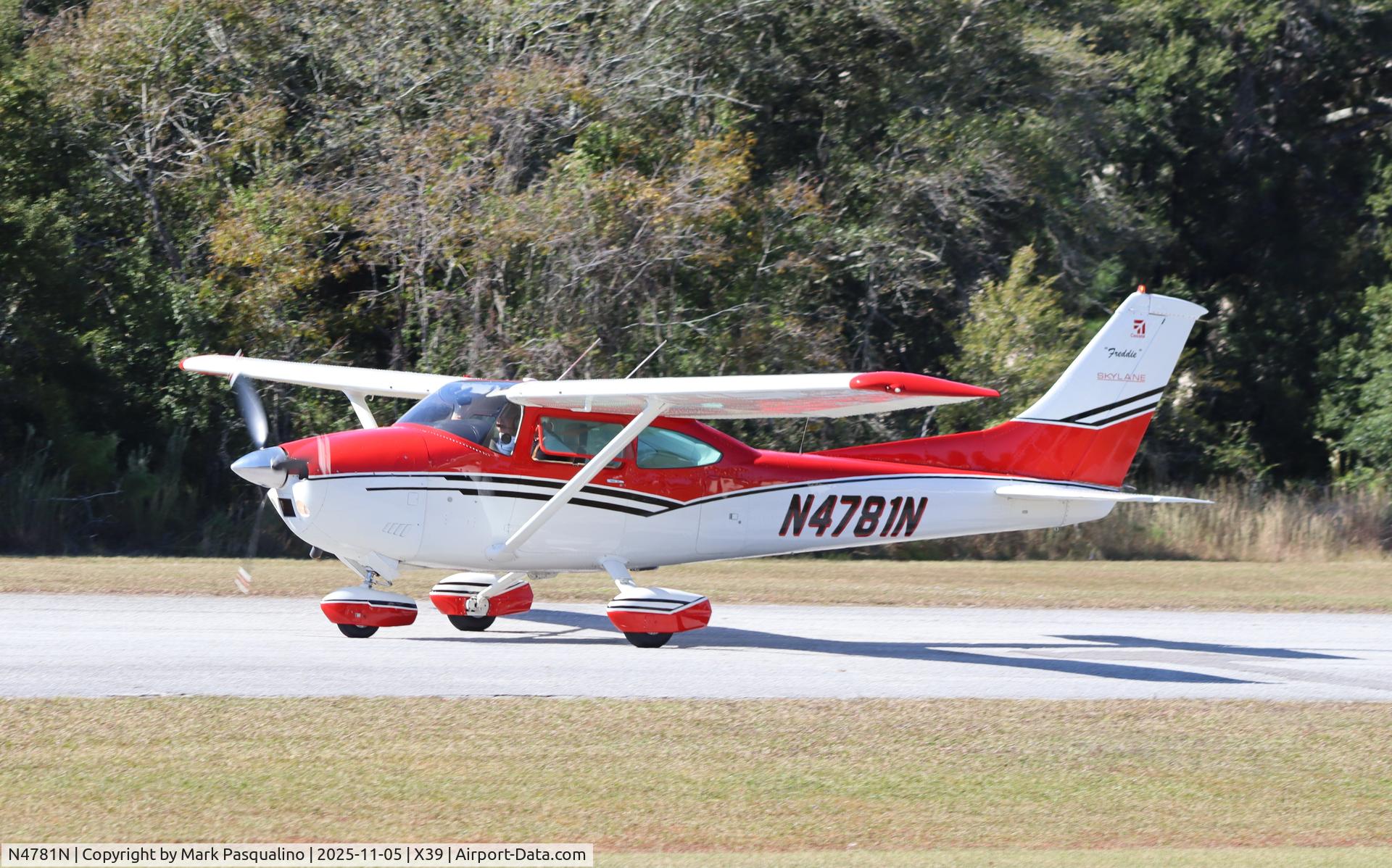 N4781N, 1979 Cessna 182Q Skylane C/N 18267364, Cessna 182Q