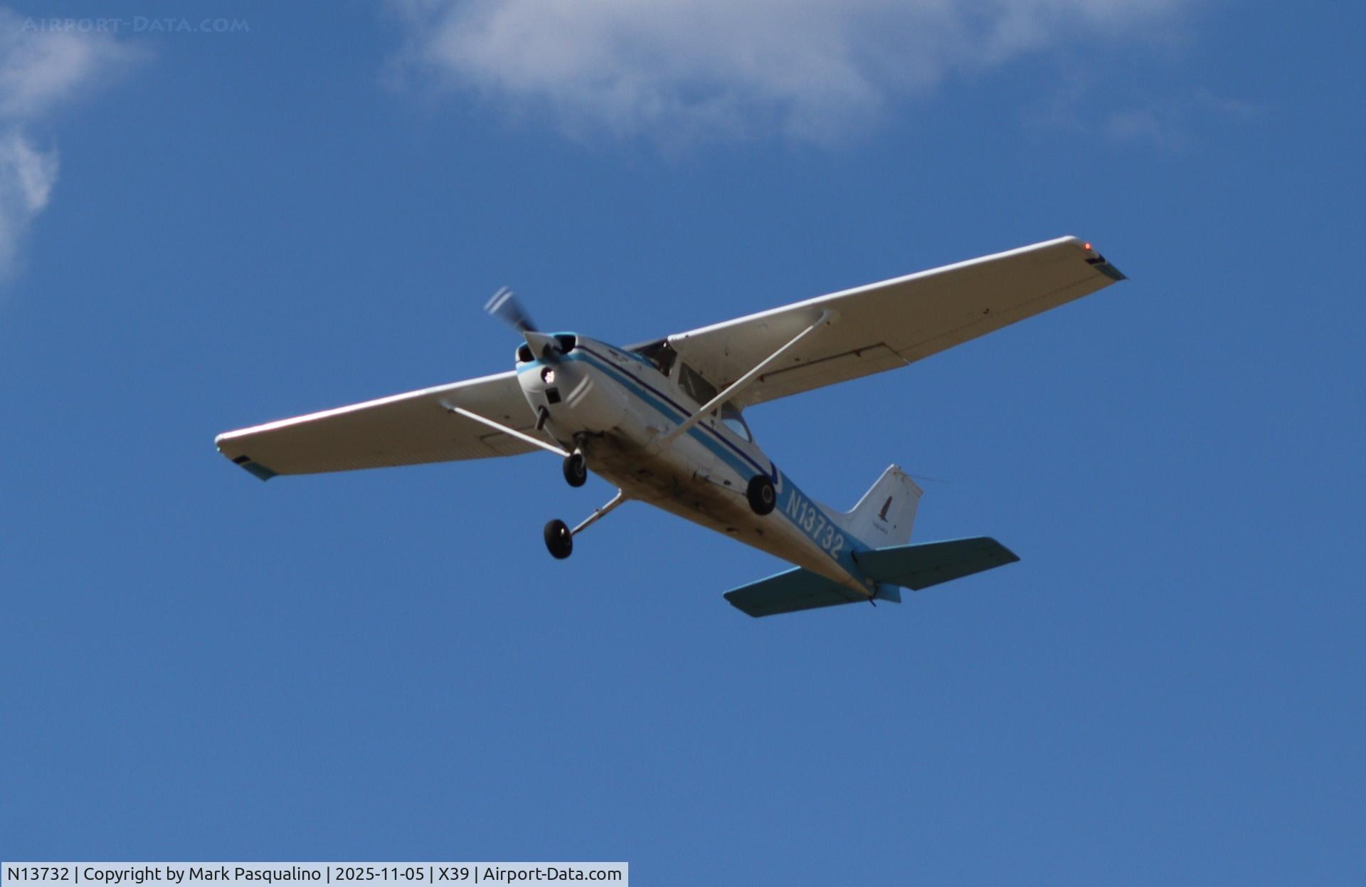 N13732, 1974 Cessna 172M C/N 17262978, Cessna 172M