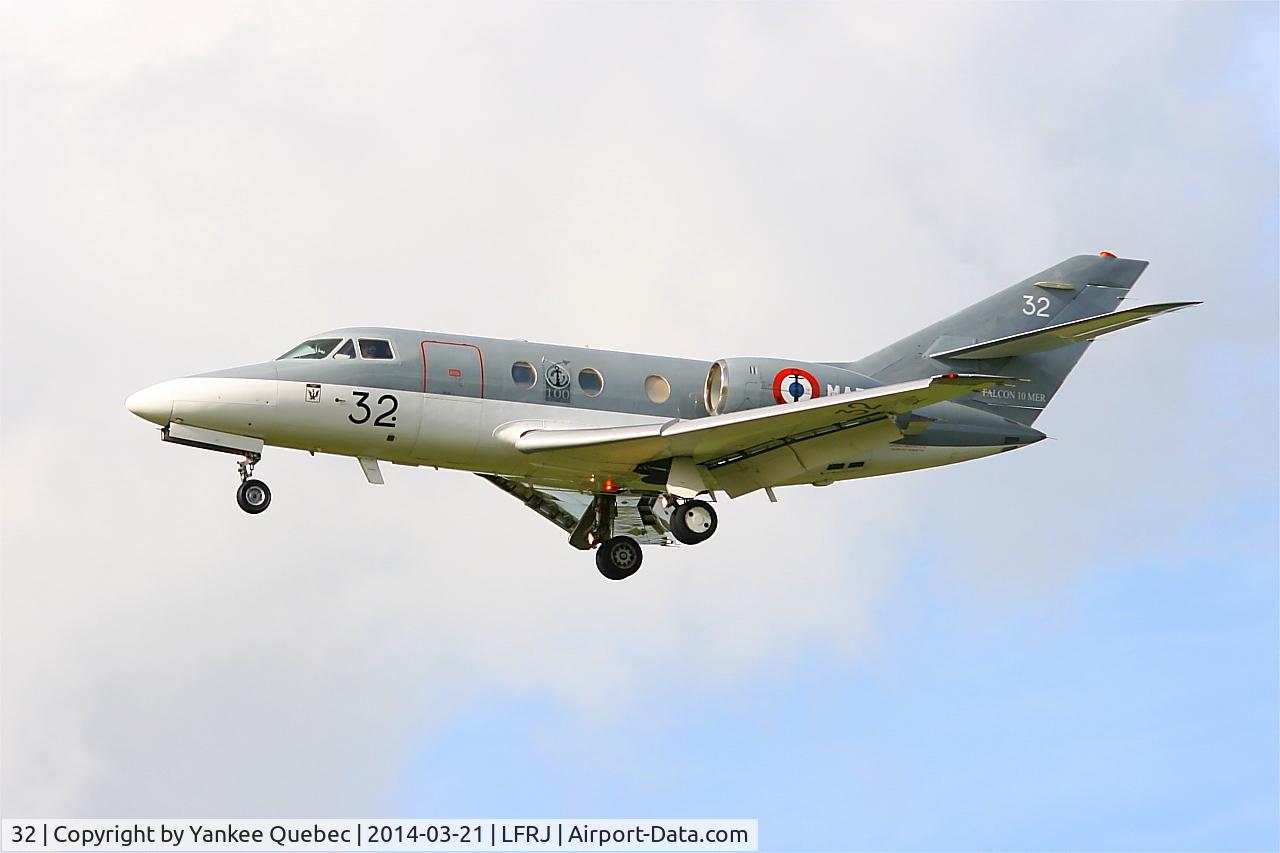 32, 1974 Dassault Falcon 10MER C/N 32, Dassault Falcon 10 MER, Landivisiau Naval Air Base (LFRJ-LDV)