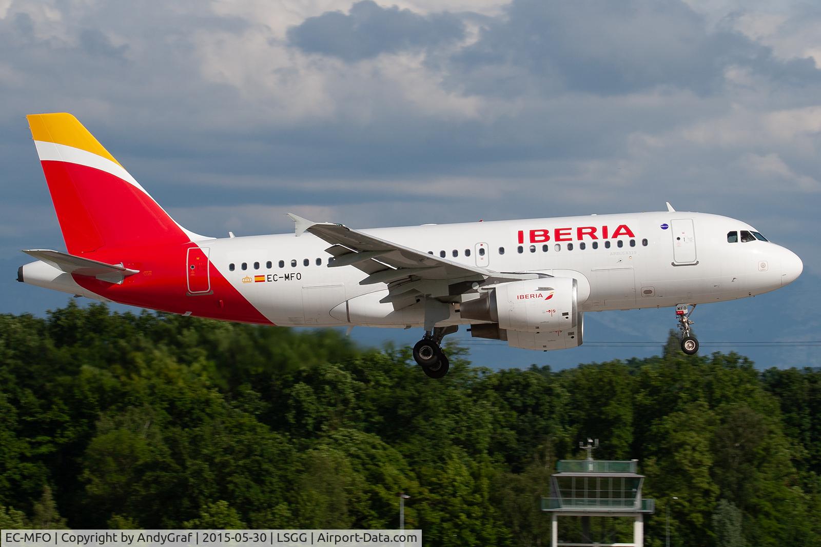 EC-MFO, 1999 Airbus A319-111 C/N 938, Iberia A319
