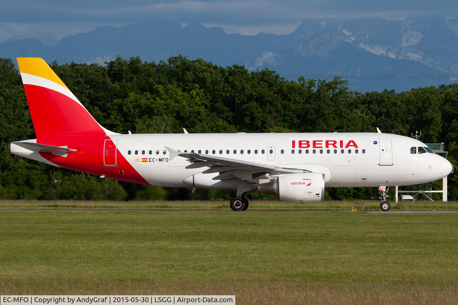 EC-MFO, 1999 Airbus A319-111 C/N 938, Iberia A319