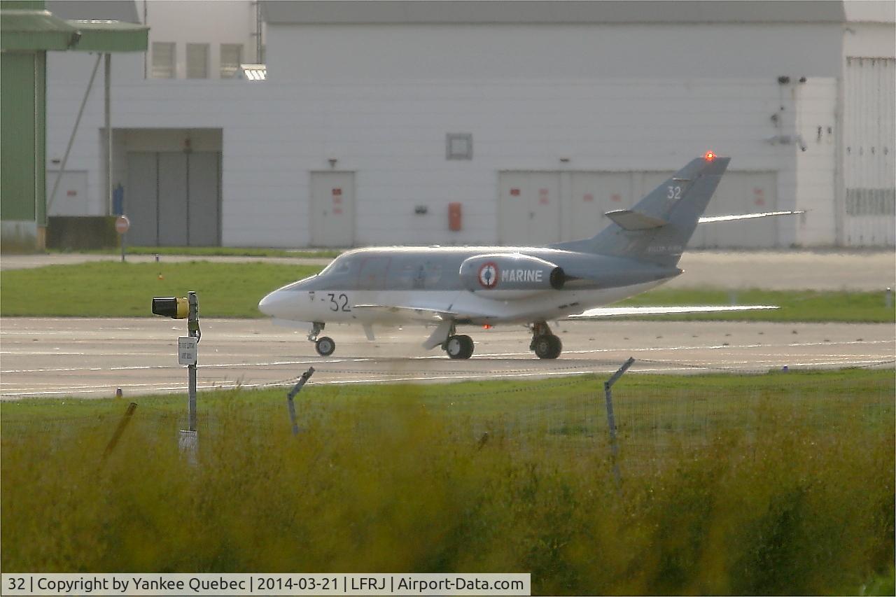 32, 1974 Dassault Falcon 10MER C/N 32, Dassault Falcon 10 MER, Landivisiau Naval Air Base (LFRJ-LDV)