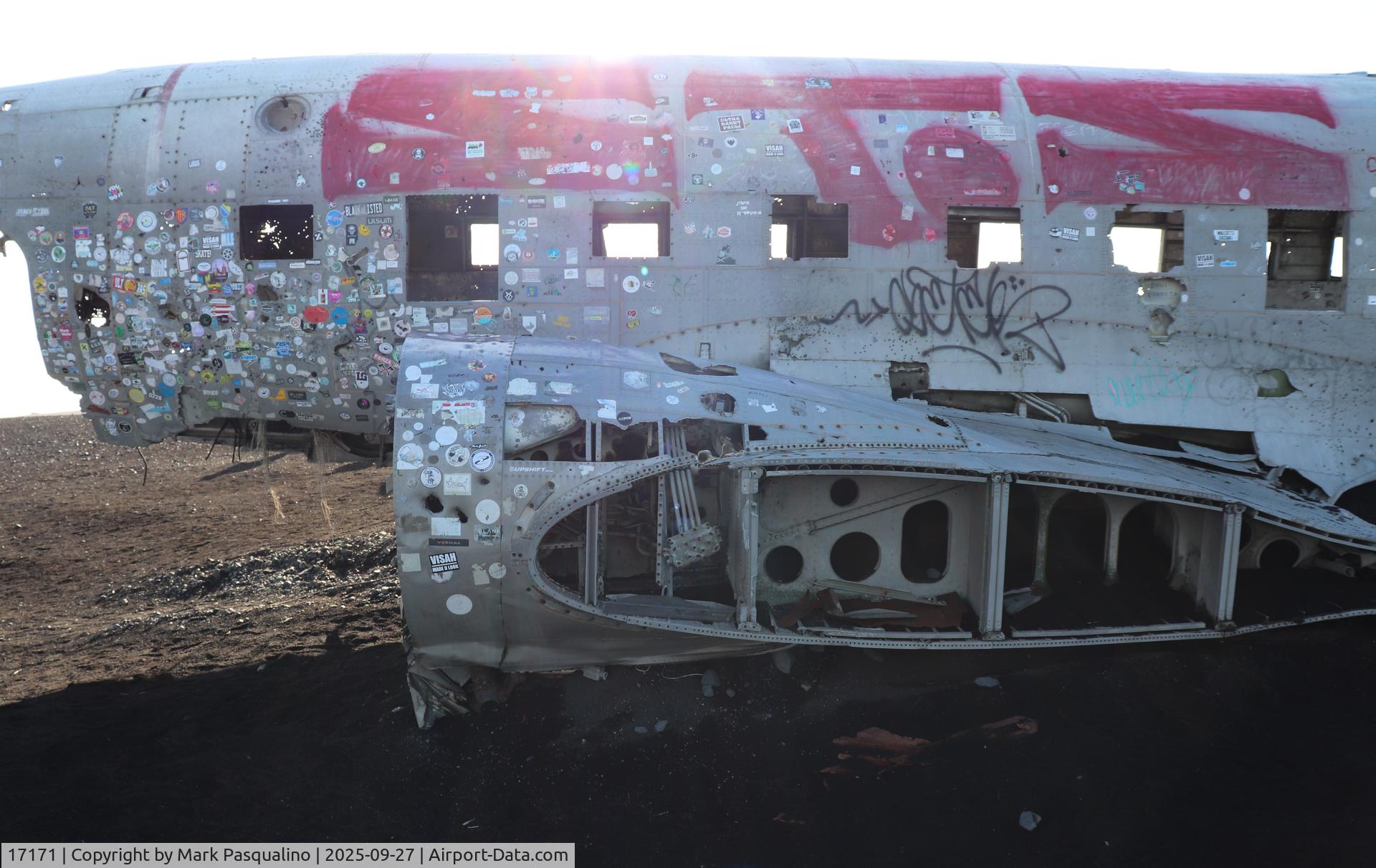 17171, 1944 Douglas C-117D C/N 43309, Douglas C-117D