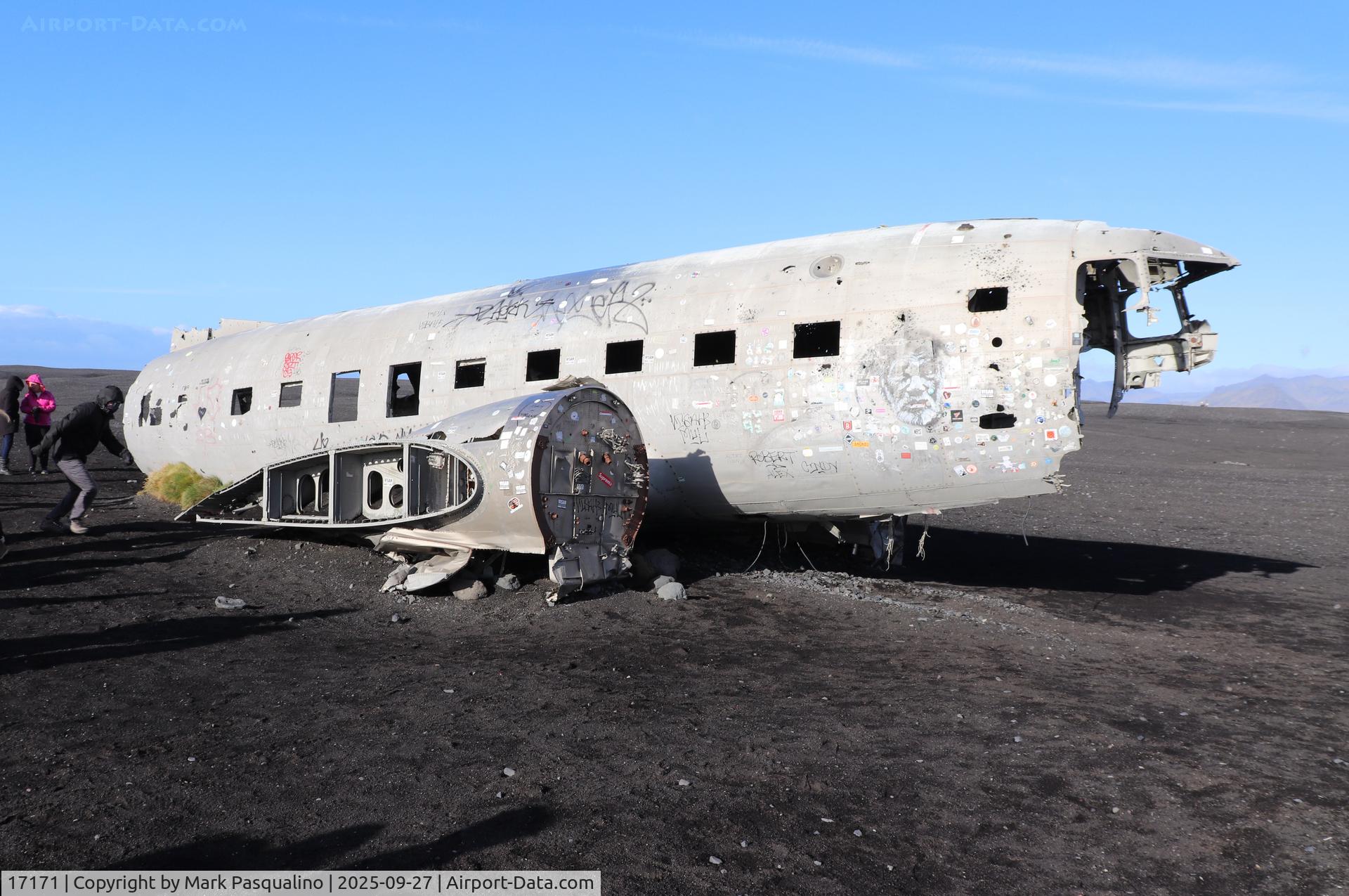 17171, 1944 Douglas C-117D C/N 43309, Douglas C-117D