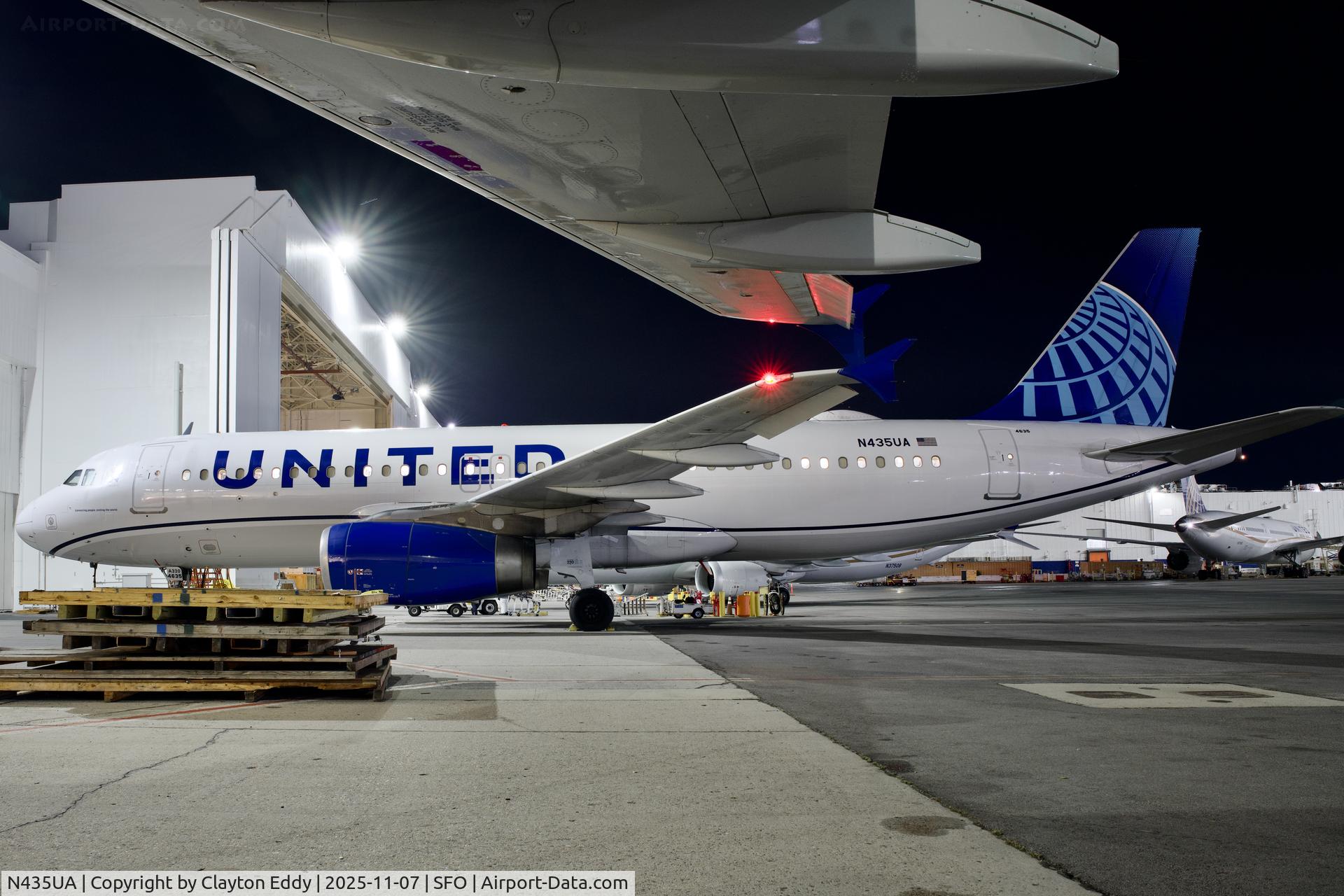 N435UA, 1996 Airbus A320-232 C/N 613, SFO 2025