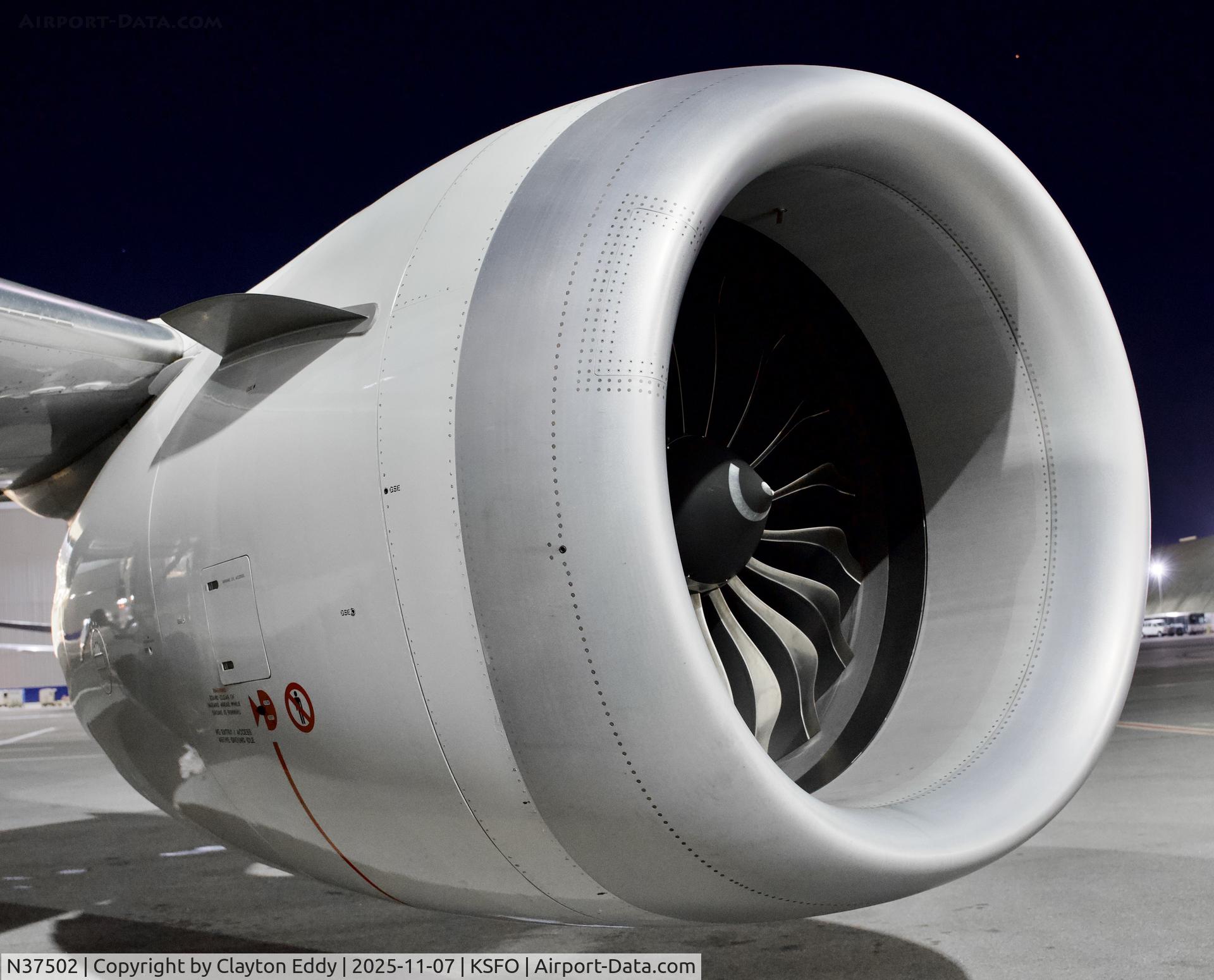 N37502, 2018 Boeing 737-9 MAX C/N 43431, SFO 2025