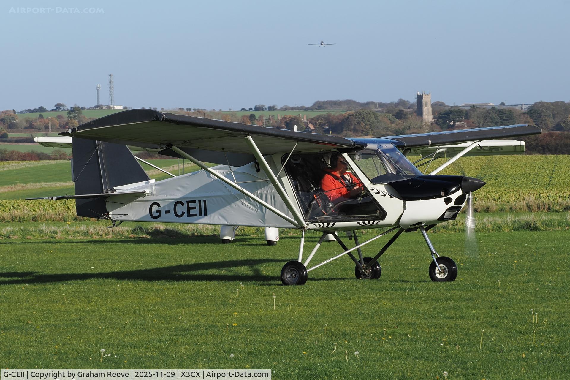 G-CEII, 2007 Medway SLA 80 Executive C/N 010107, Just landed at Northrepps.