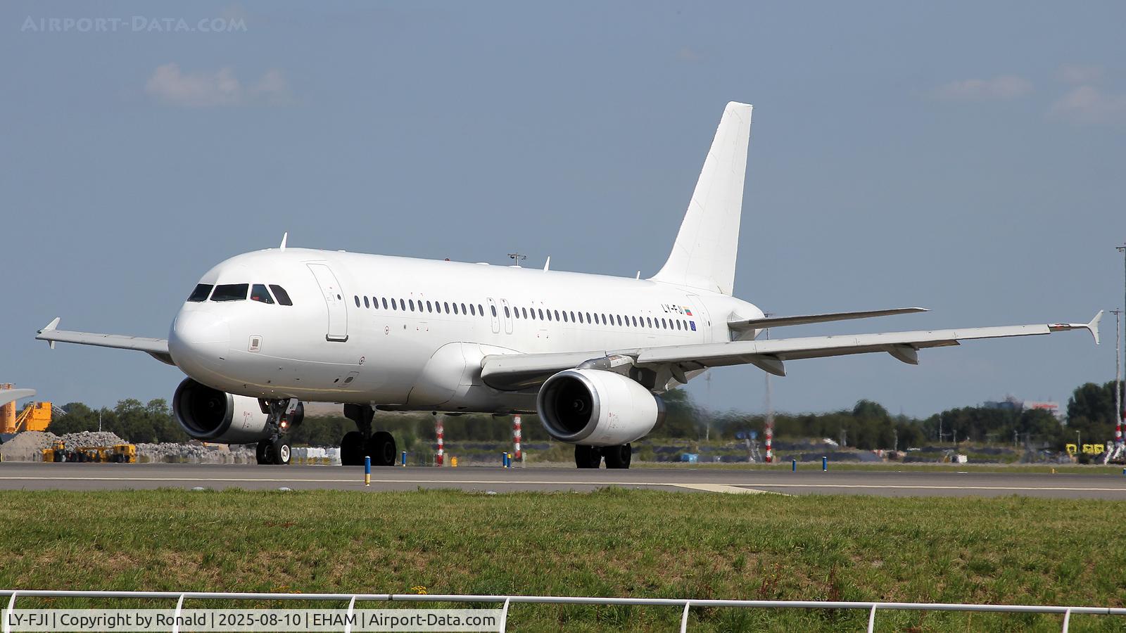 LY-FJI, 2004 Airbus A320-232 C/N 2157, at spl