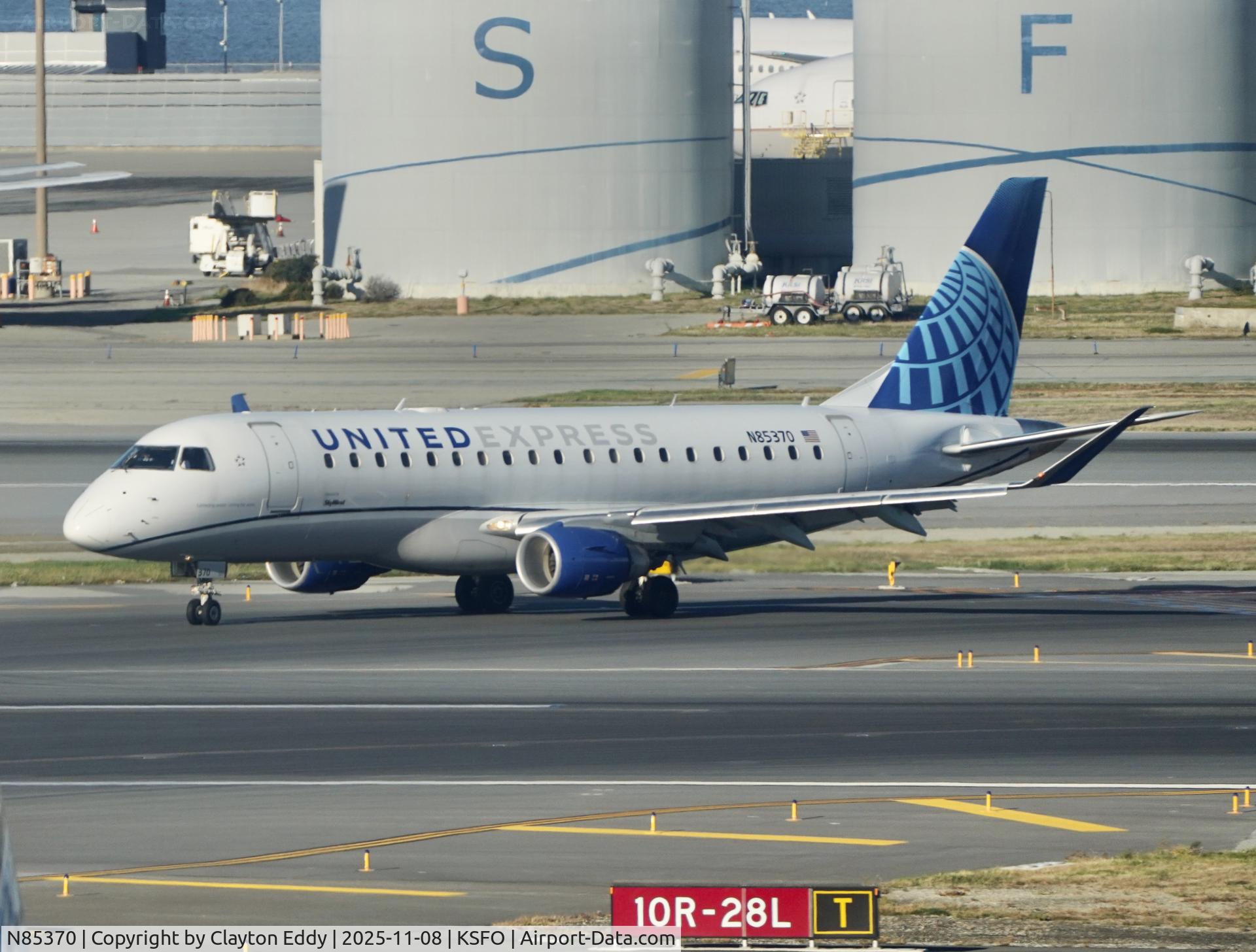N85370, 2020 Yabora Indutria Aeronautic S (Embraer) ERJ-170-200 LL (ERJ-175) C/N 17000864, Sky Terrace SFO 2025