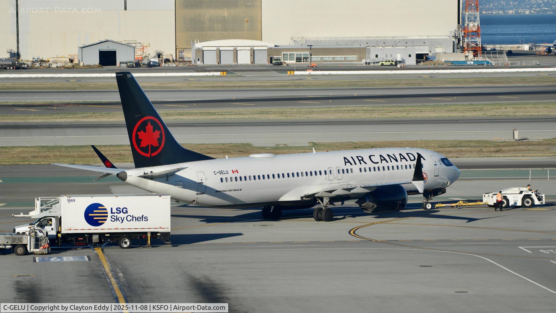 C-GELU, 2019 Boeing 737 MAX 8 C/N 61239, Sky Terrace SFO 2025
