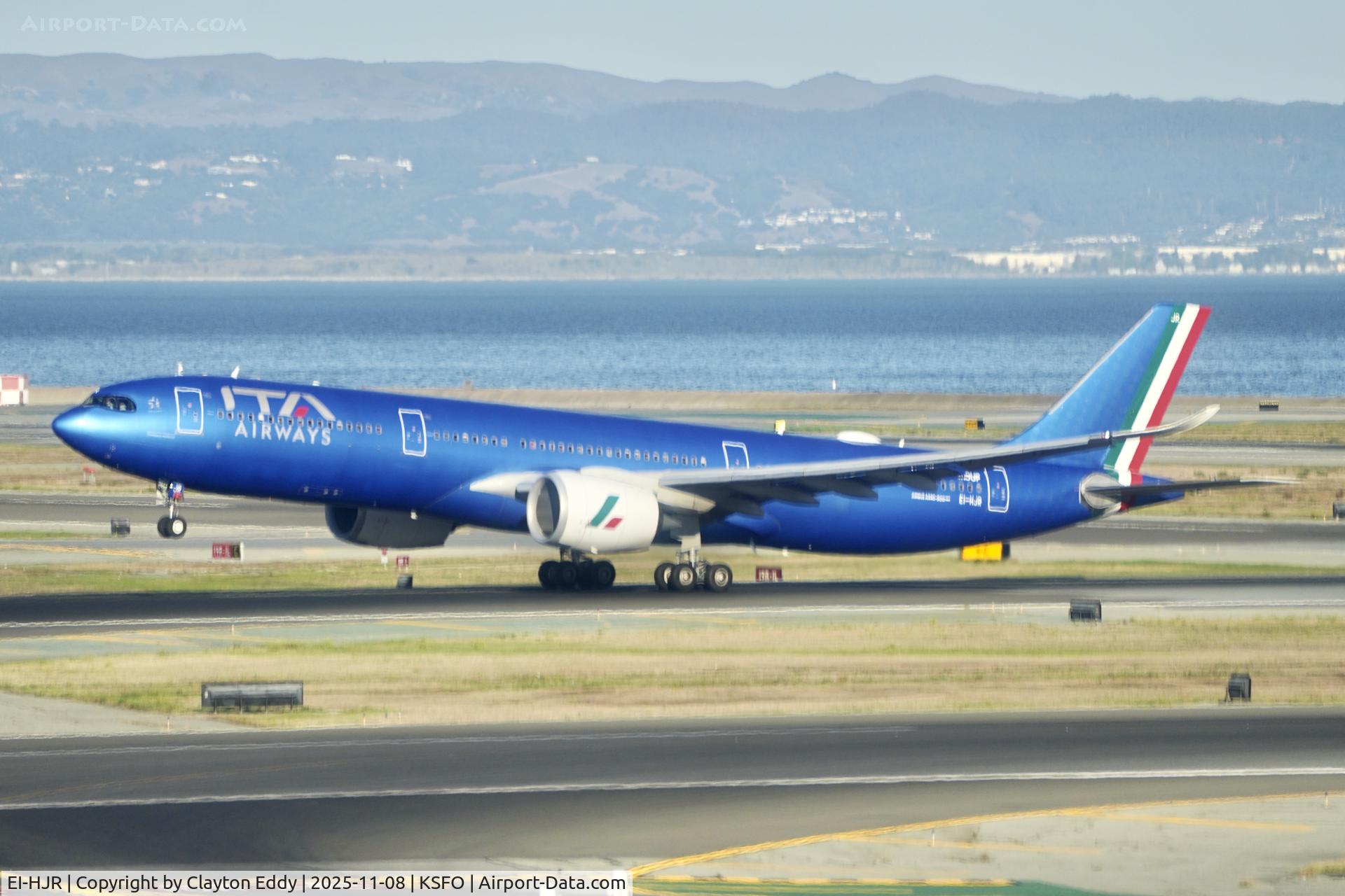 EI-HJR, 2023 Airbus A330-941N 'Guglielmo Marconi' C/N 2046, Sky Terrace SFO 2025