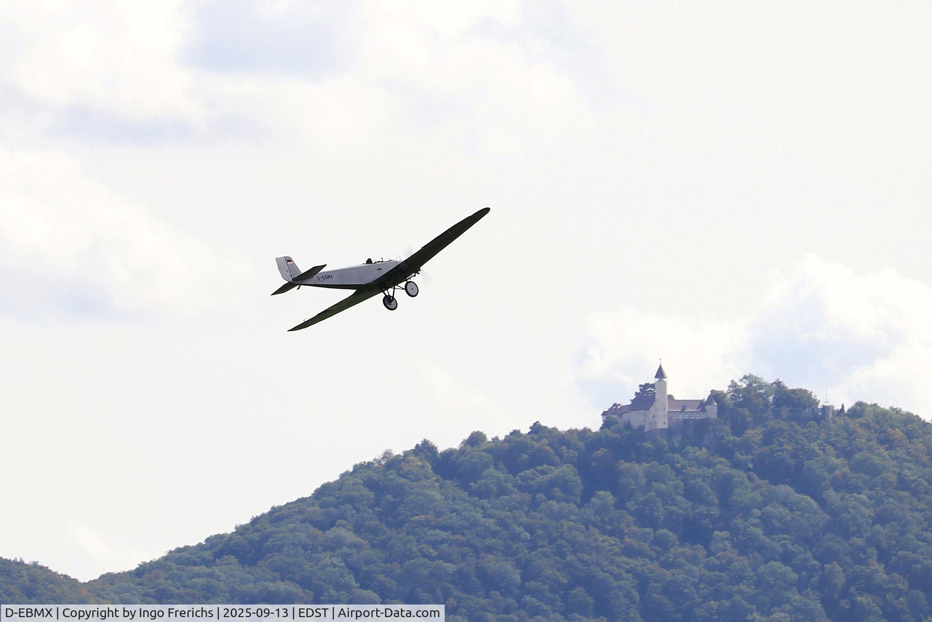 D-EBMX, 1927 Klemm Kl-25-1A C/N 149, Klemm Kl 25 D-EBMX in front of Burg Teck at Hahnweide OTT 2025