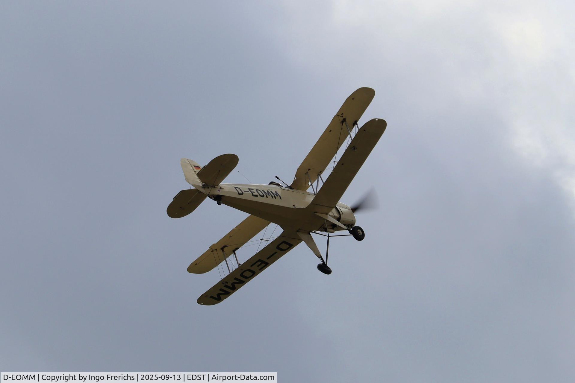 D-EOMM, 1954 CASA 1-131E Jungmann C/N 2001, CASA Jungmann D-EOMM at Hahnweide OTT 2025