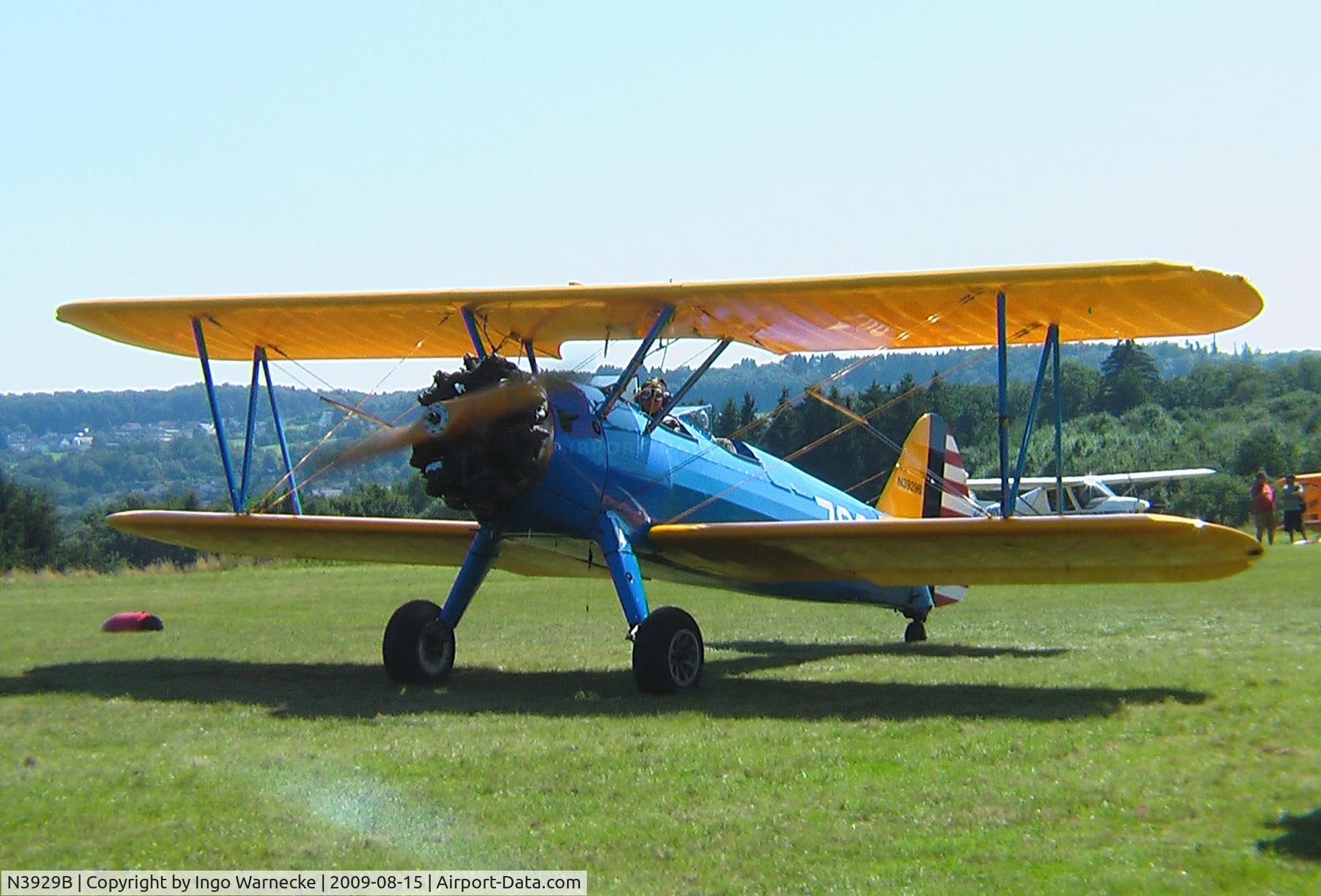 N3929B, Boeing E75 C/N 75-6001, Boeing E75 (Stearman PT-13D) at the Montabaur airshow 2009