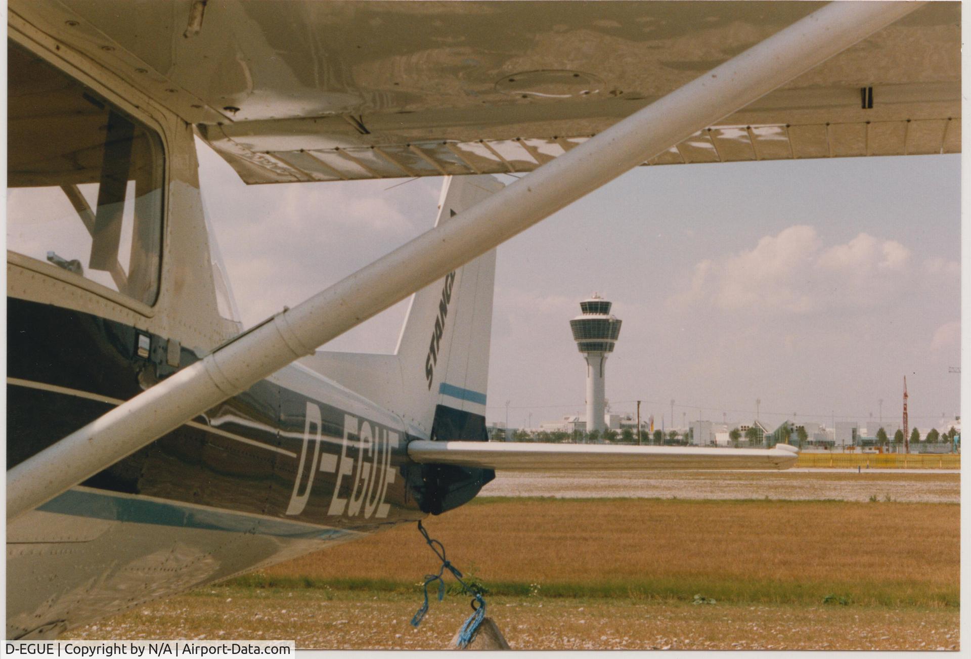 D-EGUE, 1979 Reims F152 C/N F15201578, D-EGUE @ MUC