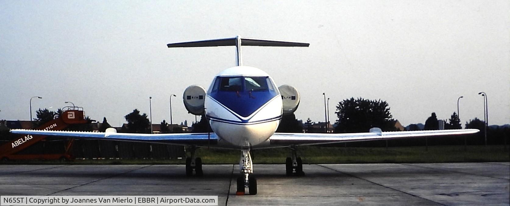 N65ST, Gulfstream II C/N 00000000000, ex-slide