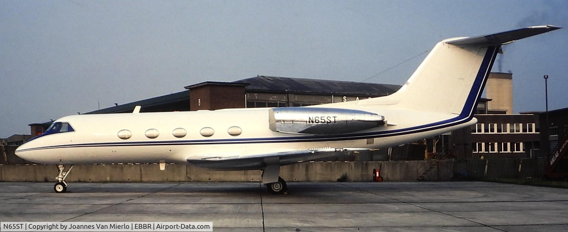N65ST, Gulfstream II C/N 00000000000, ex-slide