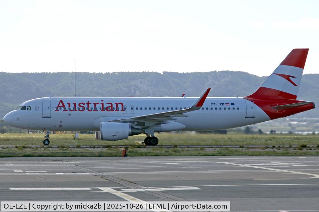 OE-LZE, 2013 Airbus A320-214 C/N 5754, Taxiing