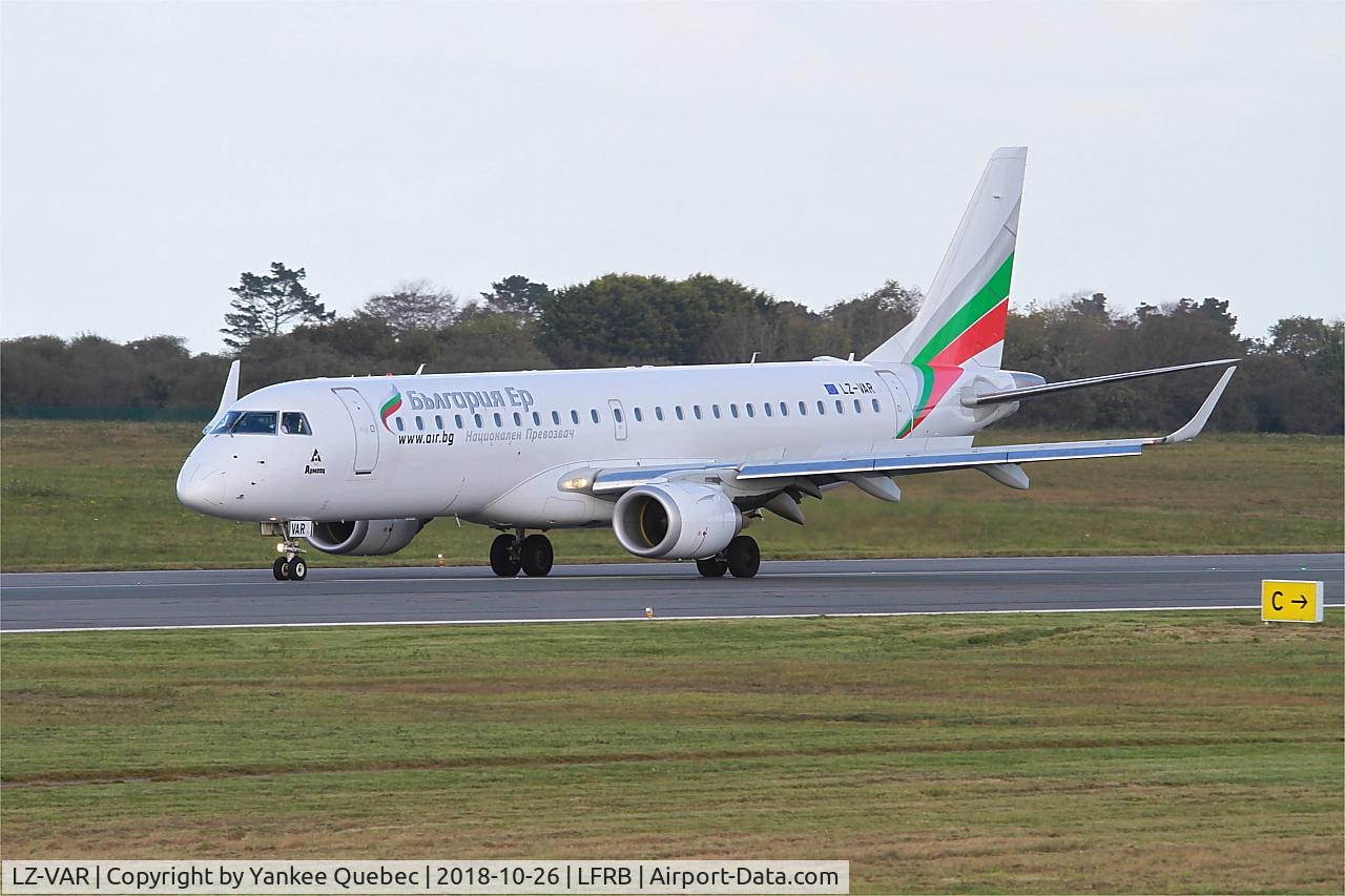LZ-VAR, 2012 Embraer 190AR (ERJ-190-100IGW) C/N 19000496, Taxiing rwy 07, Brest-Bretagne airport (LFRB-BES)